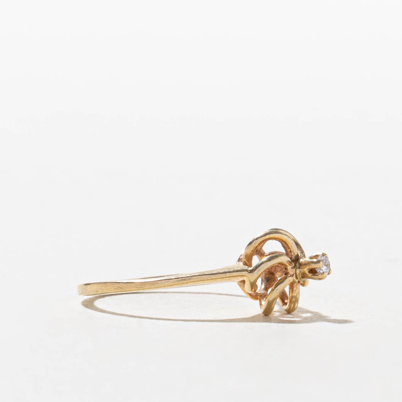 14k Diamond Spiral Floral Ring | SZ 3.5
