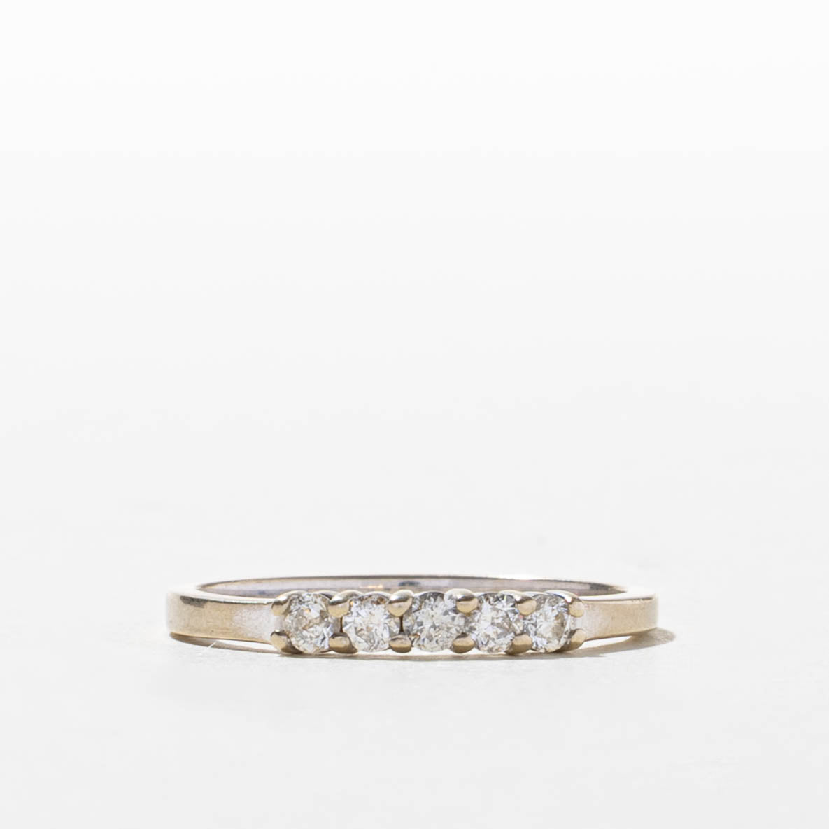 14k Five Stone Diamond Band | SZ 6.75
