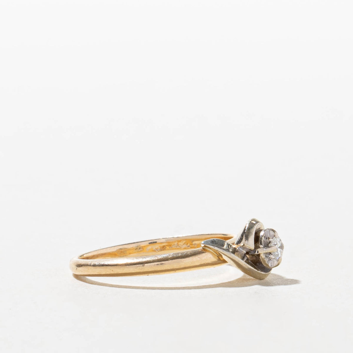 14k Illusion Set Diamond Bypass Ring | SZ 6.25