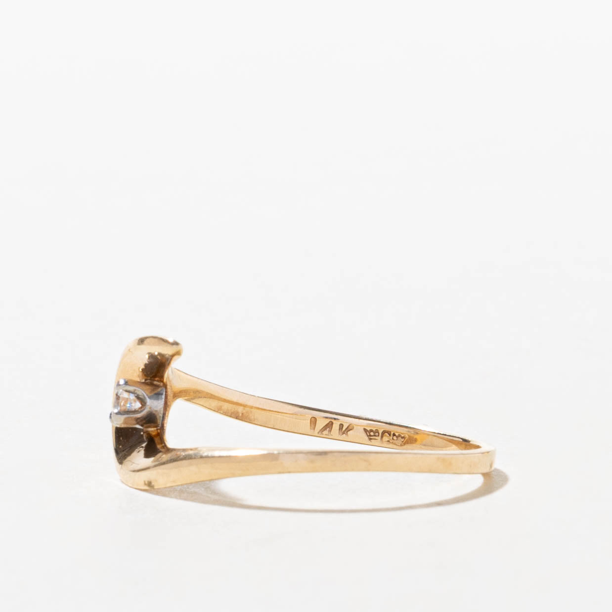 14k Diamond Crescent Abstract Ring | SZ 5.5