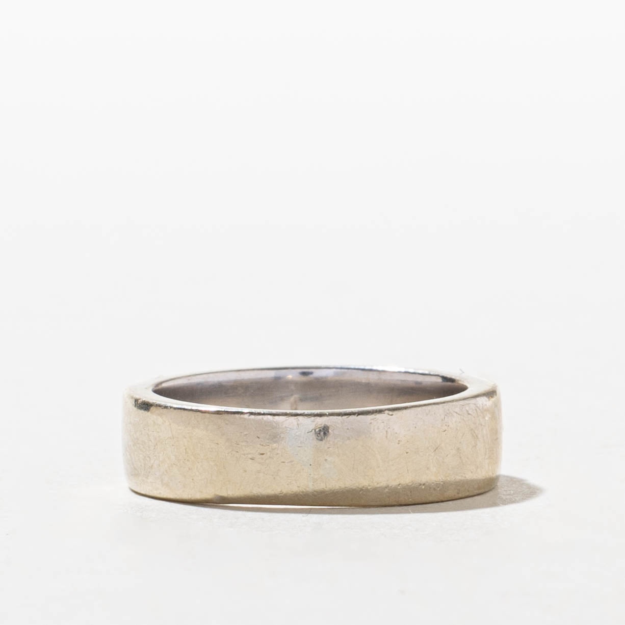 14k Diamond Claddagh Band | 5.35mm | SZ 5