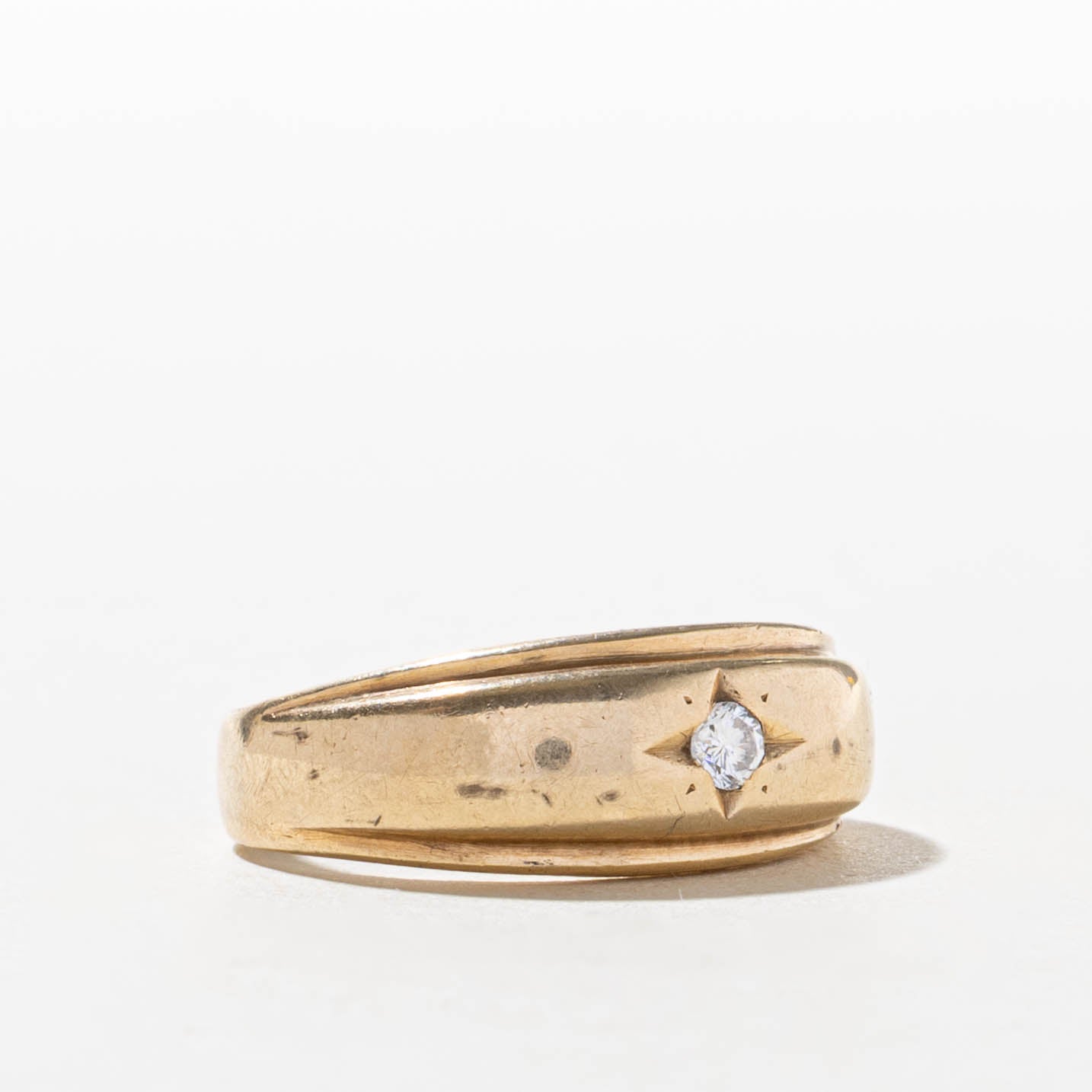 10k Star Set Diamond Grooved Tapered Band | SZ 8.75