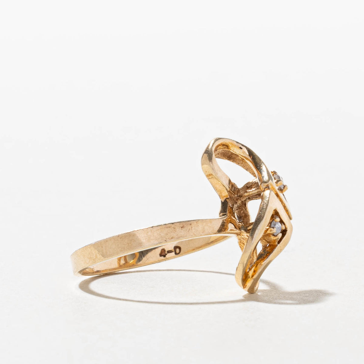 10k Two Stone Geometric Twisted Ring | SZ 6.25