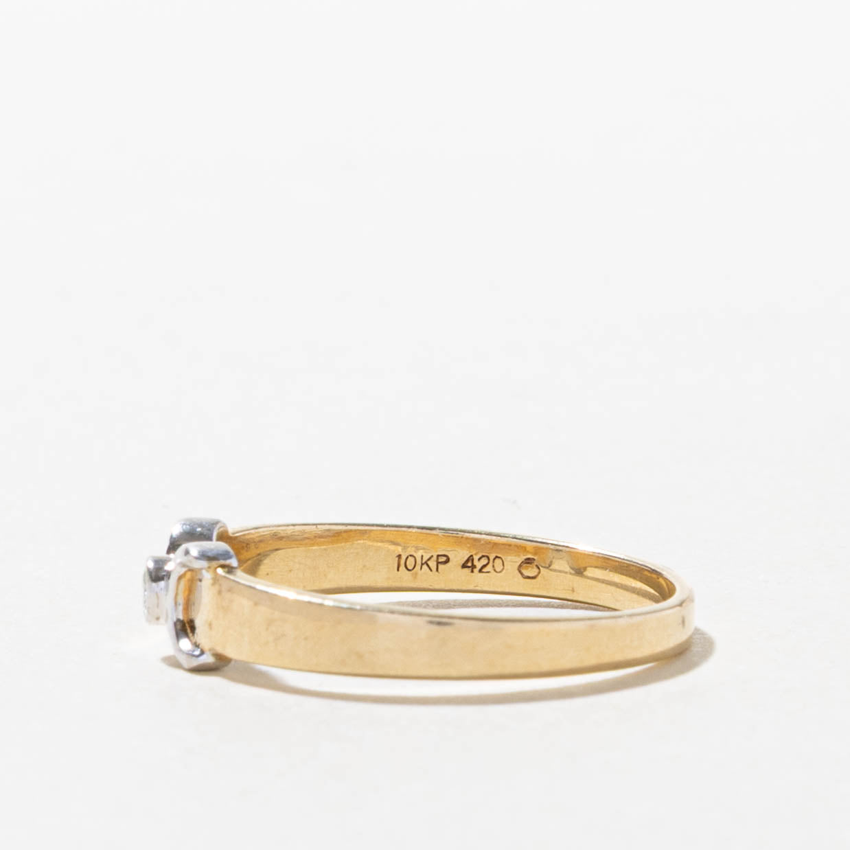 10k Bezel Set Diamond Buckle Ring | SZ 6.5