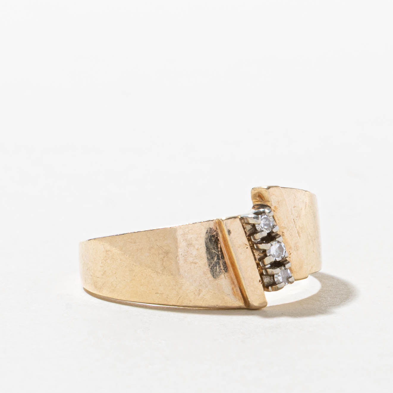10k Three Stone Diamond Bypass Ring | SZ 9.25