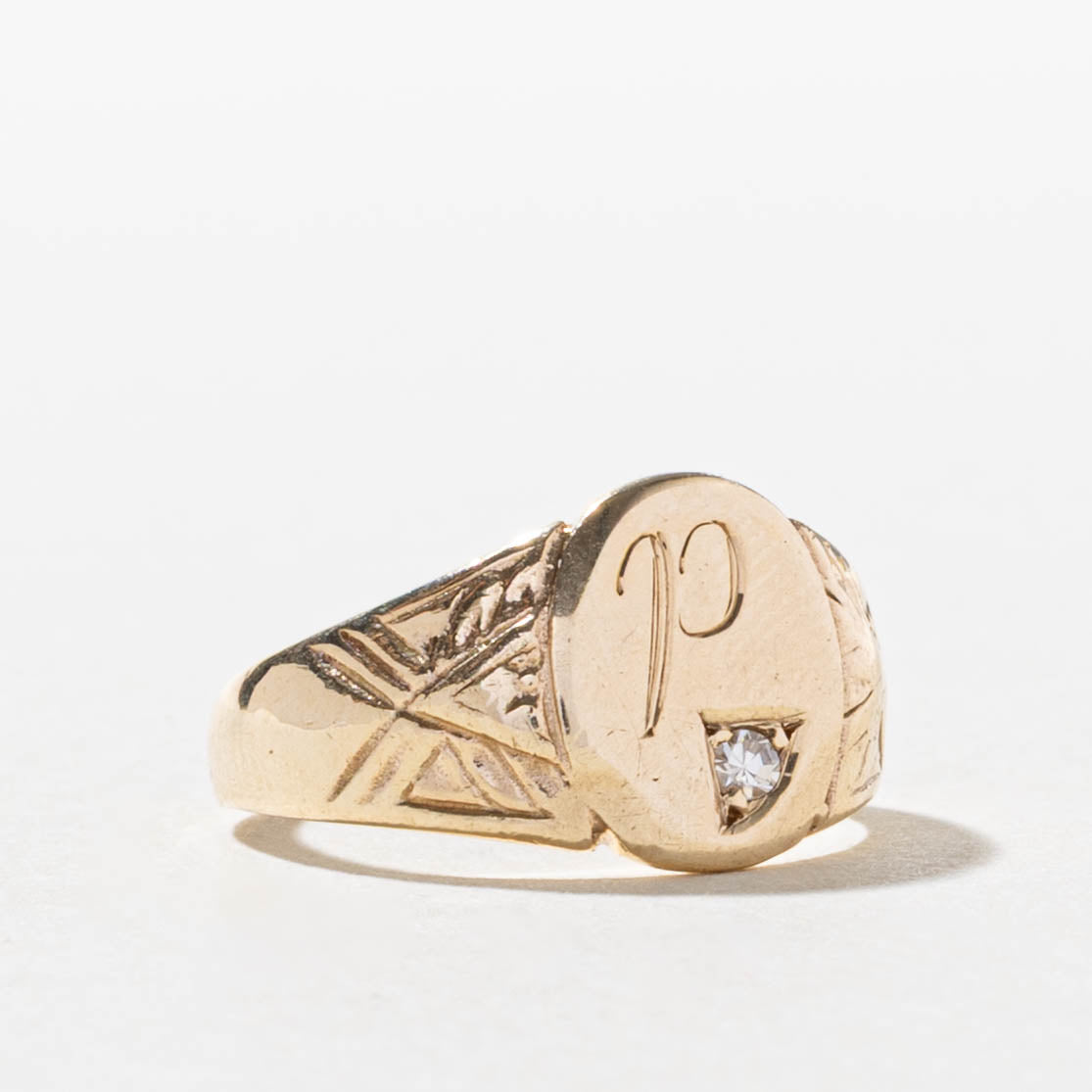 10k Corner Diamond "P" Initial Engraved Signet Ring | SZ 3