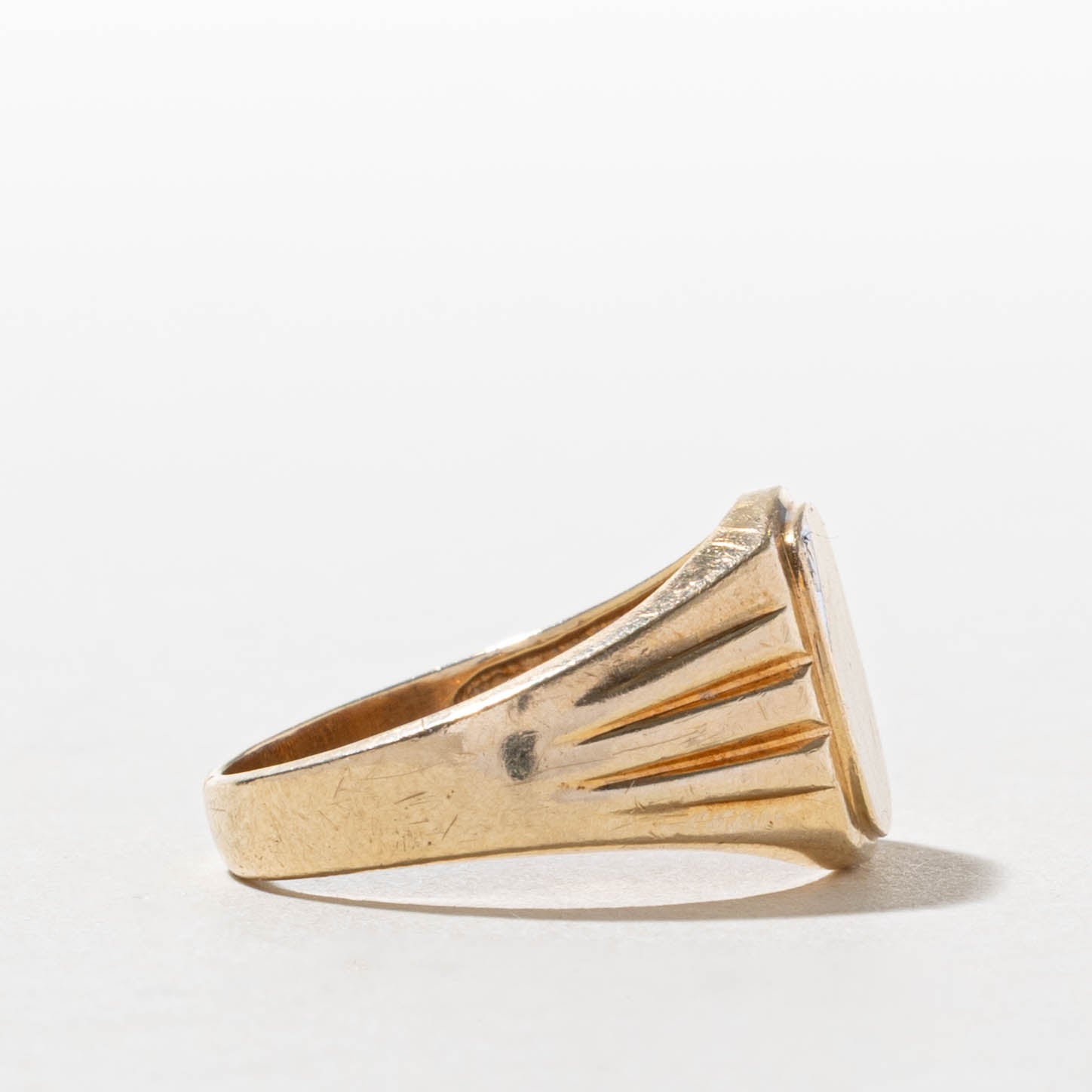 10k Corner Diamond Accented Grooved Signet Ring | SZ 8.25
