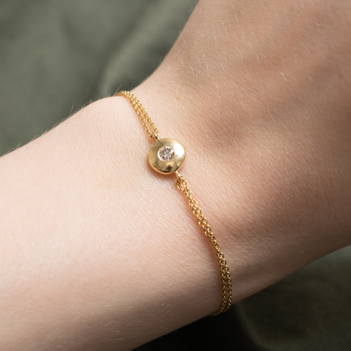 14k Bezel Set Diamond Cable Link Bracelet | 8mm | 6.5"