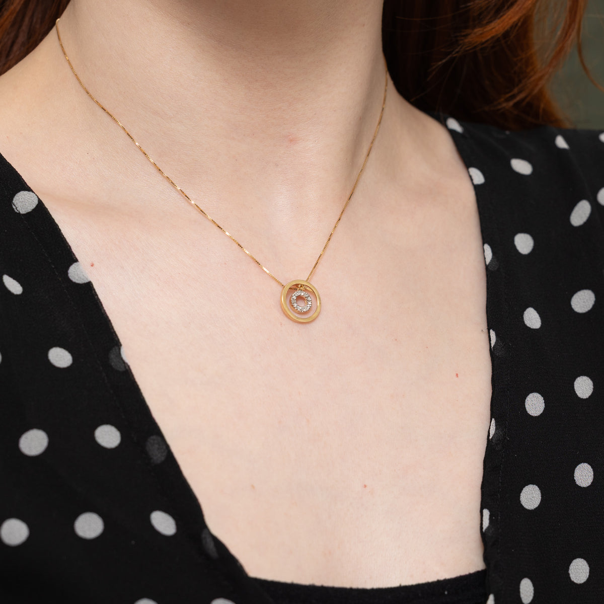 14k Eternity Diamond Openwork Circle Pendant Necklace | 16"