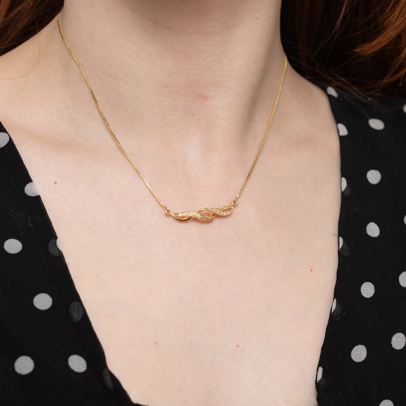 'Balestra' Accent Diamond Twisted Bar Pendant Necklace | 16"