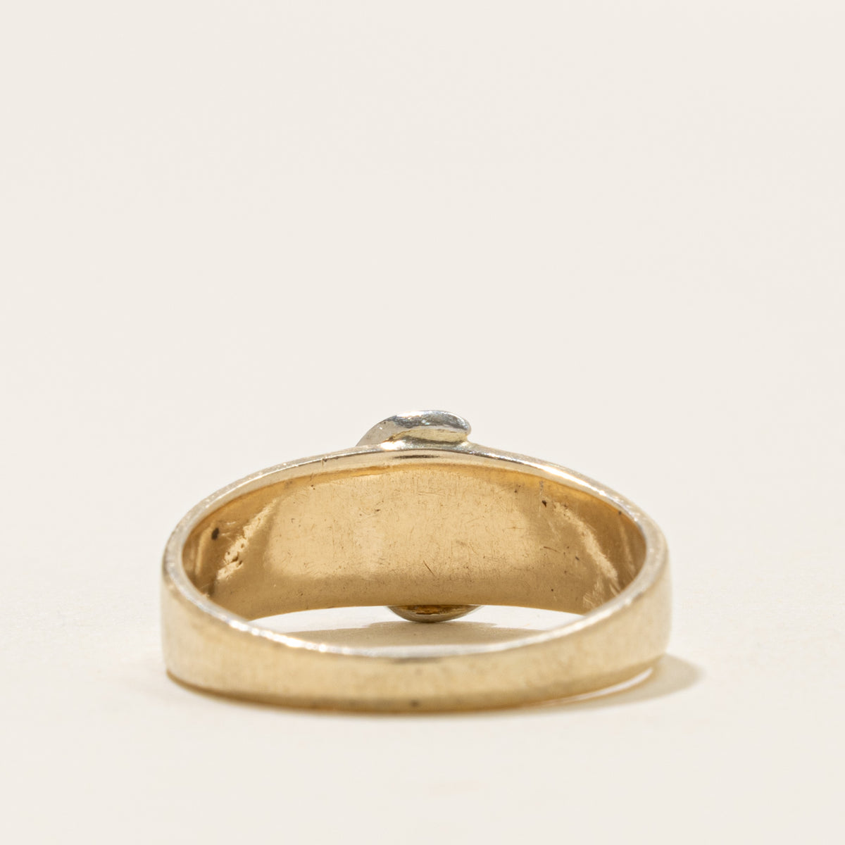 14k Diamond Textured Crescent Moon Ring | 8.8mm | SZ 7.75