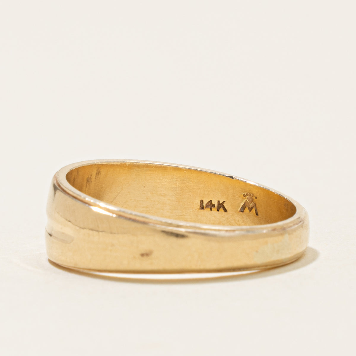 14k Star Set Diamond Grooved Band | 6.75mm | SZ 7