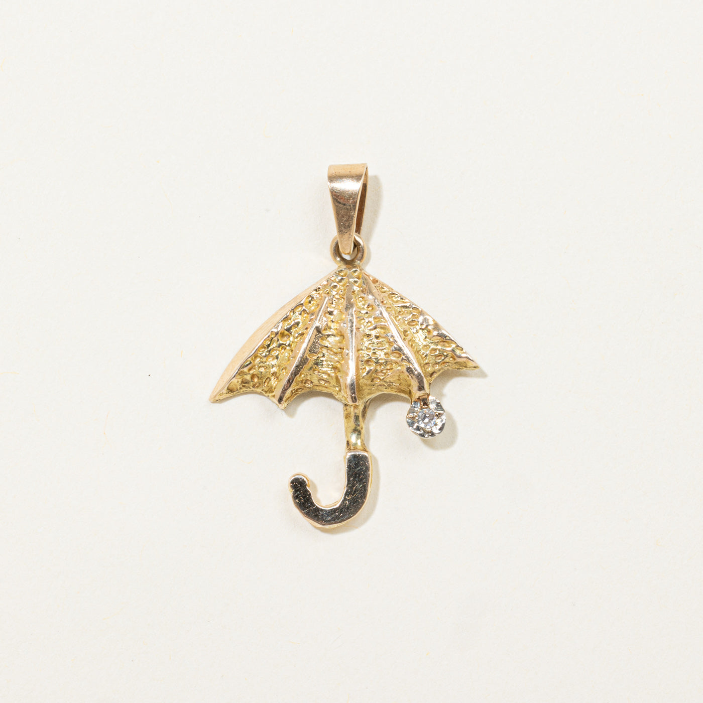 14k Diamond Umbrella Pendant