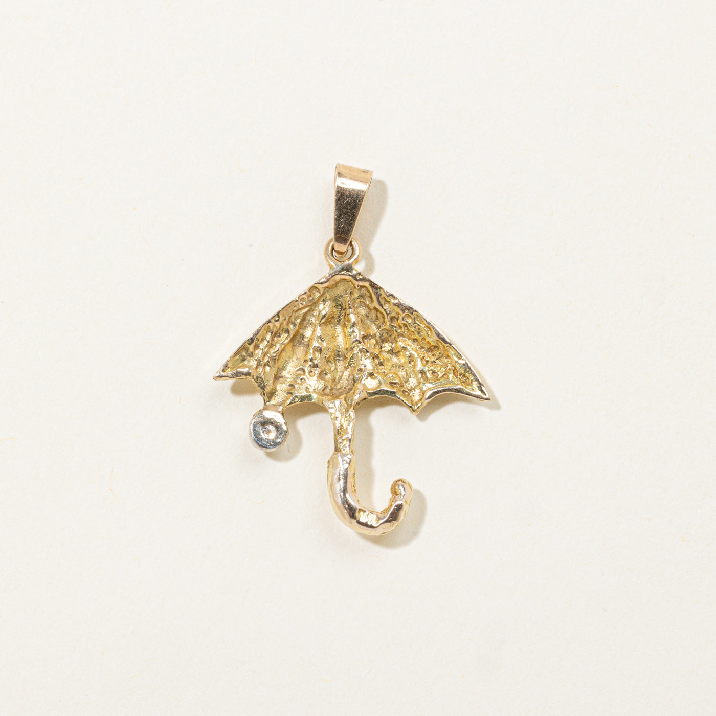14k Diamond Umbrella Pendant