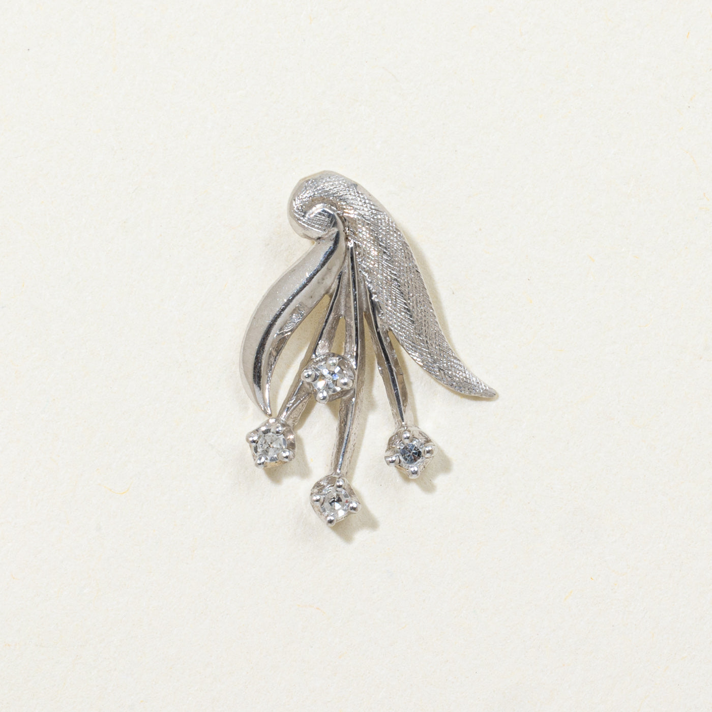 14k Diamond Textured Floral Pendant