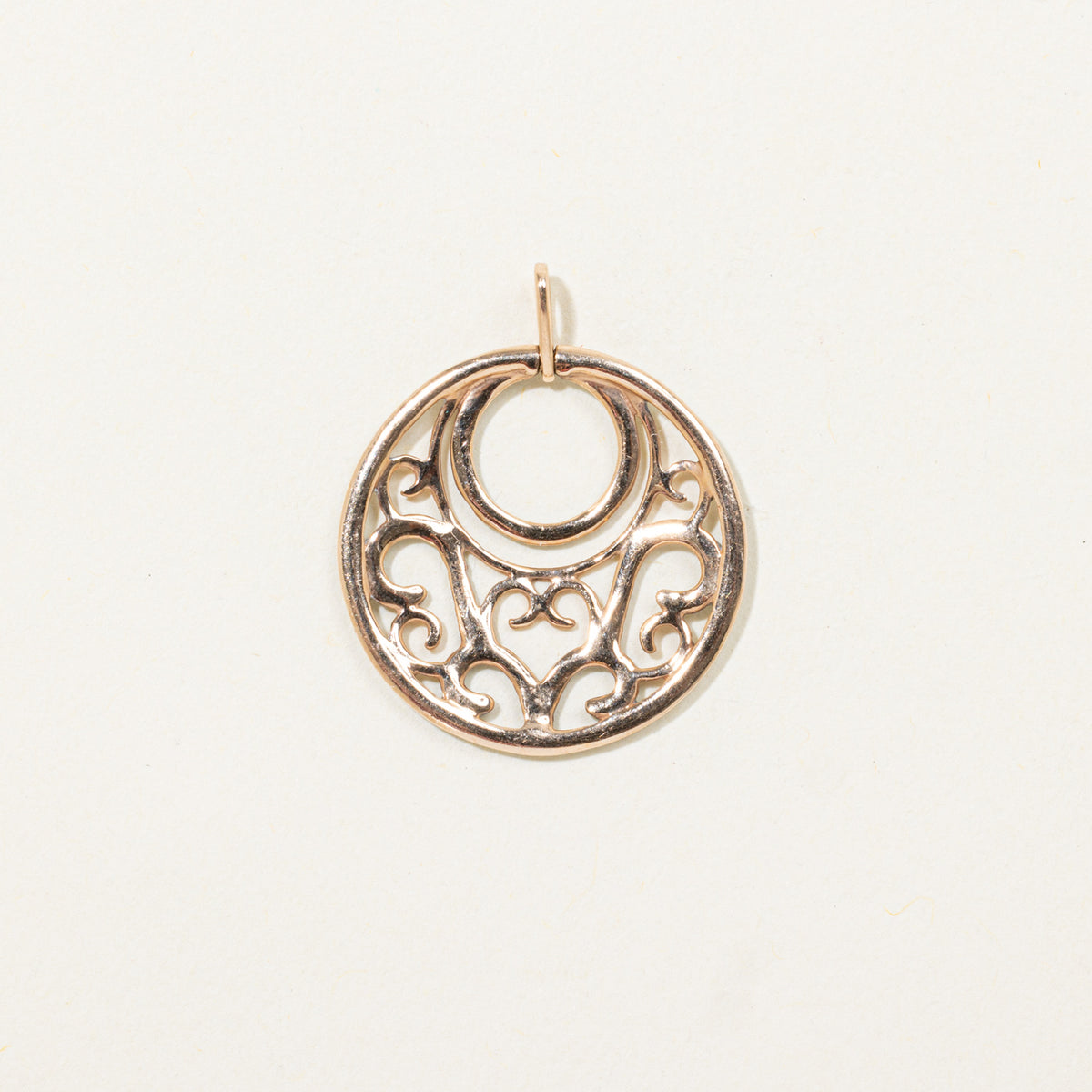 9k Diamond Openwork Circle Pendant