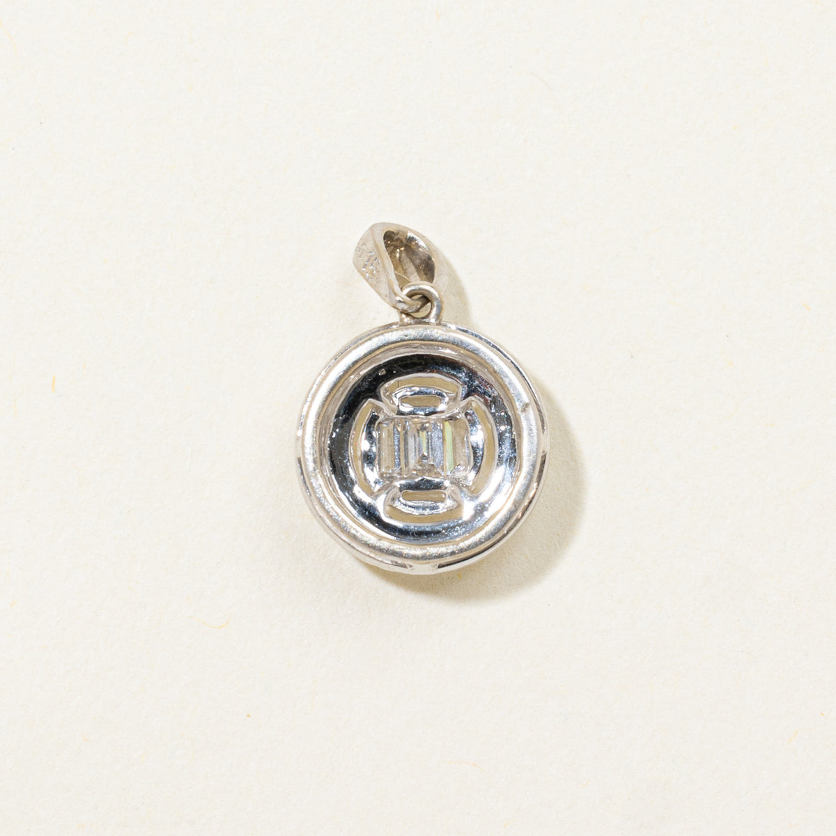 18k Invisible Set Diamond Halo Pendant