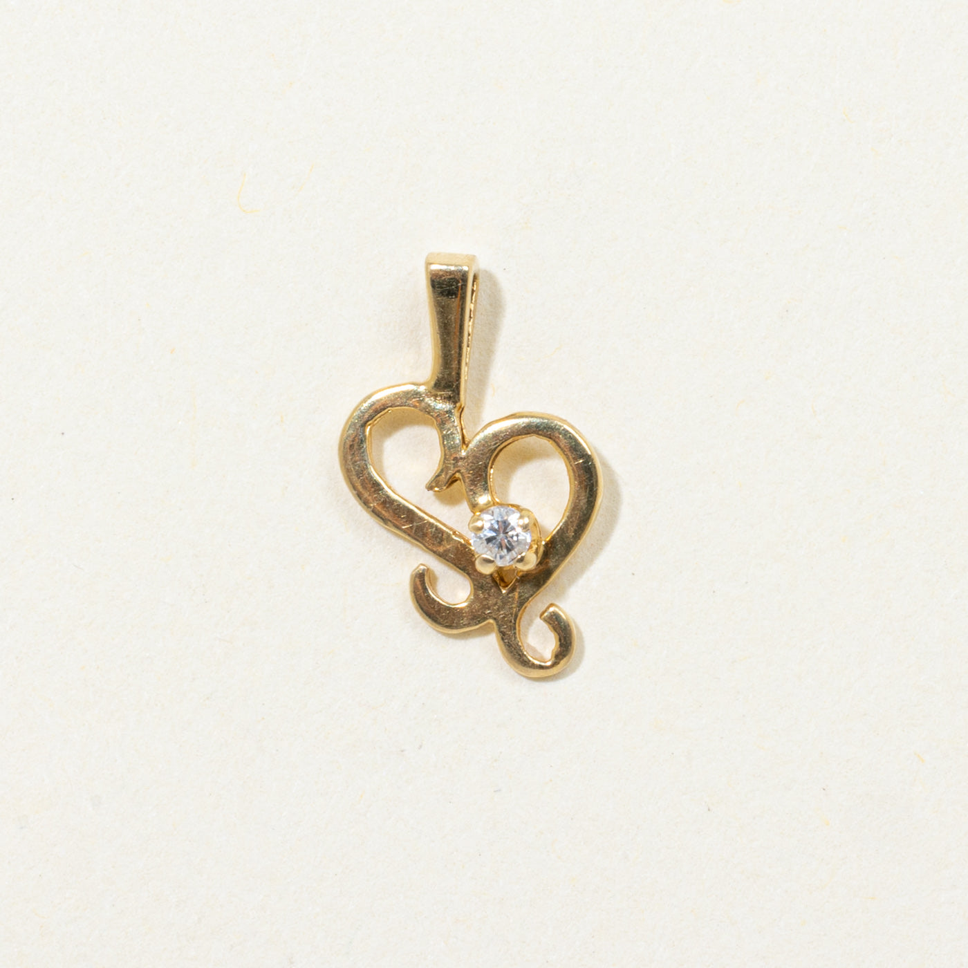 18k Diamond Swirly Heart Pendant