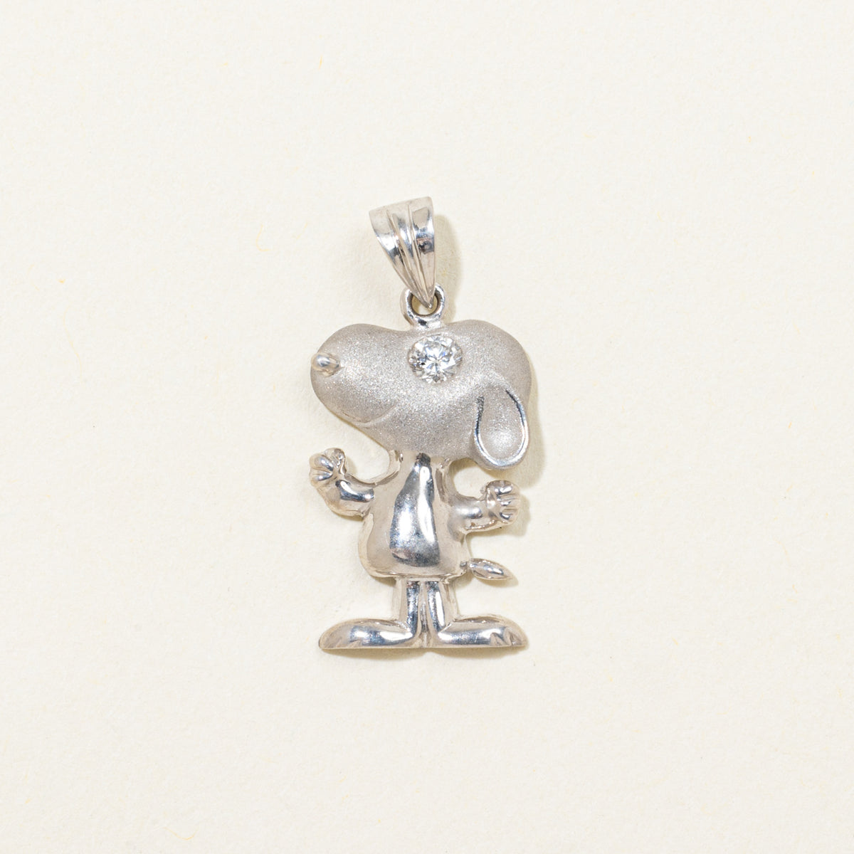 18k Diamond Snoopy Pendant