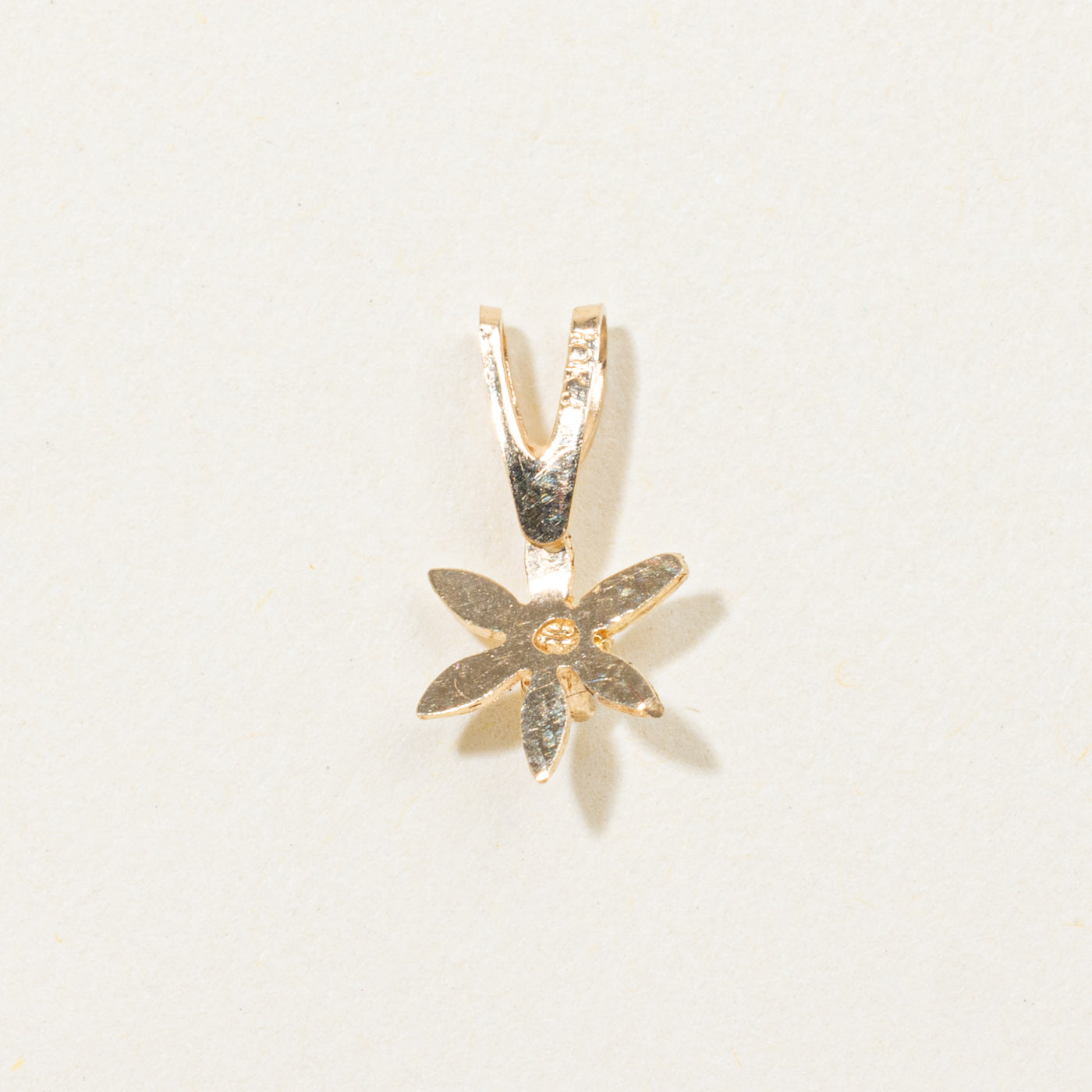 10k Diamond Flower Pendant