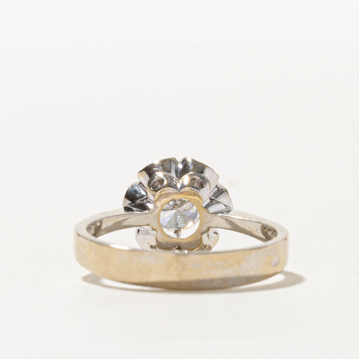 18k Belcher Set Diamond Floral Ring | 0.59ct SI2/I1 G/H | SZ 5.75