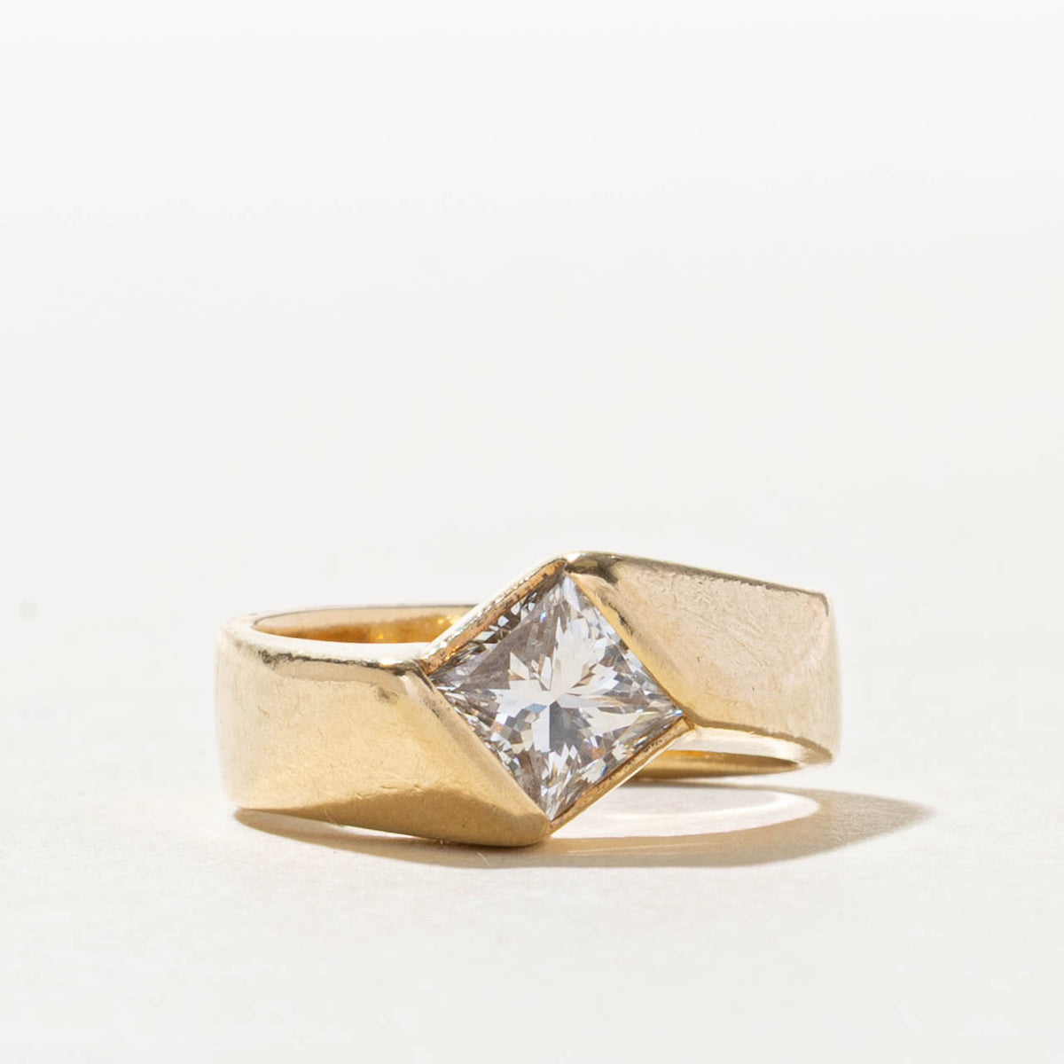 14k Solitaire Compass Set Princess Cut Diamond Ring | 0.75ct SI2 J | SZ 3.75