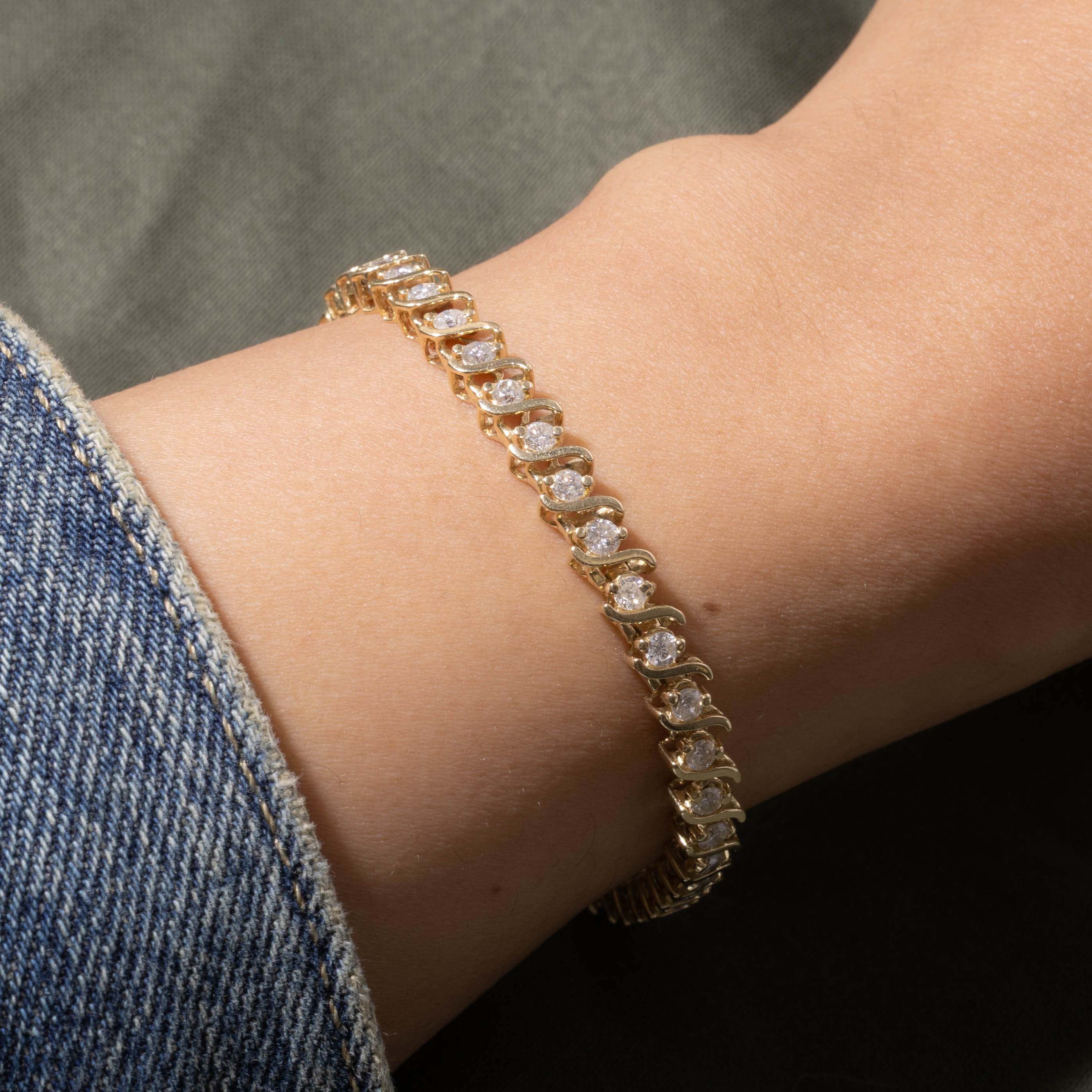 14k Diamond Wave Tennis Bracelet | 2.64ctw | 7.5"