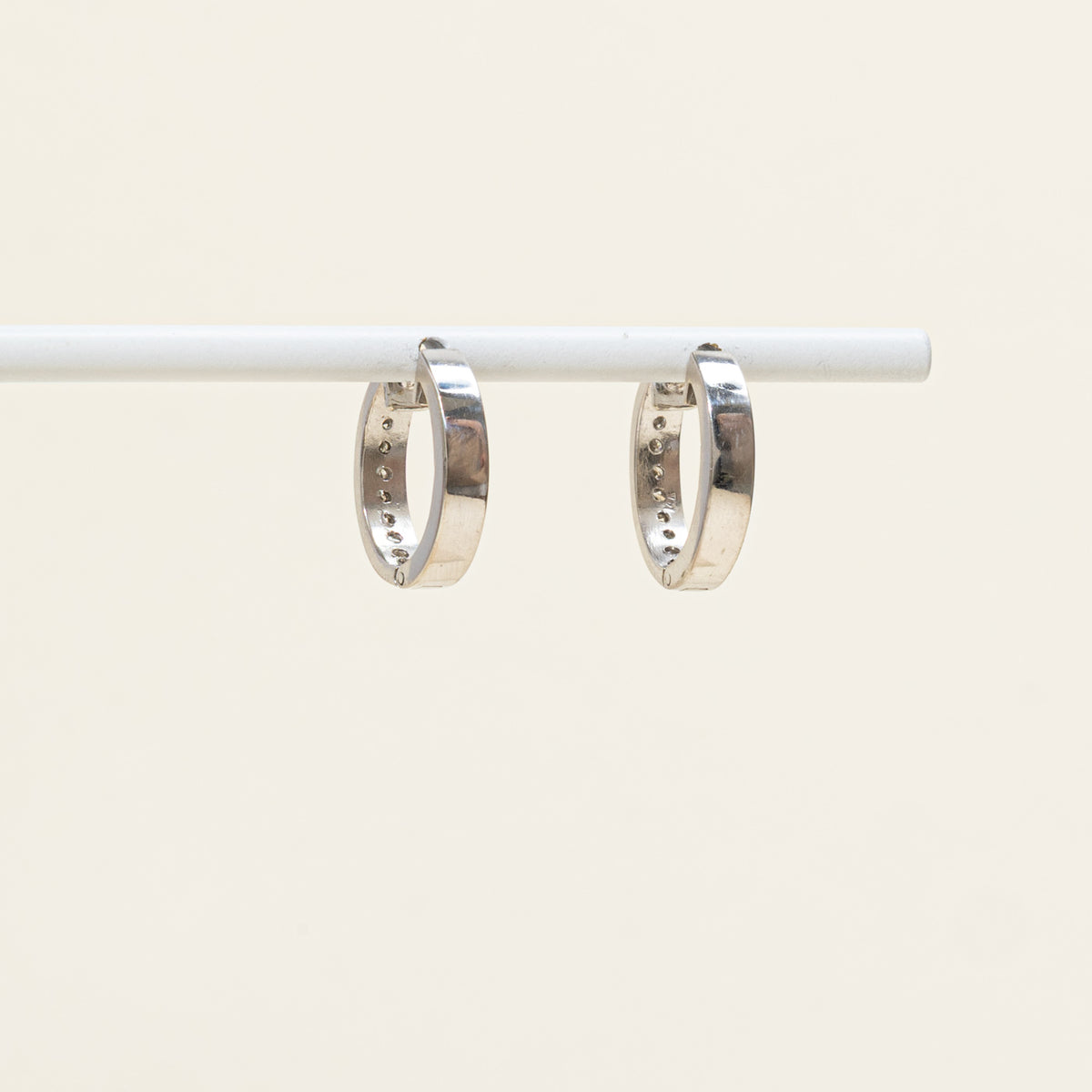 13k Semi Eternity Channel Set Diamond Hoop Earrings | 17mm | 0.60ctw