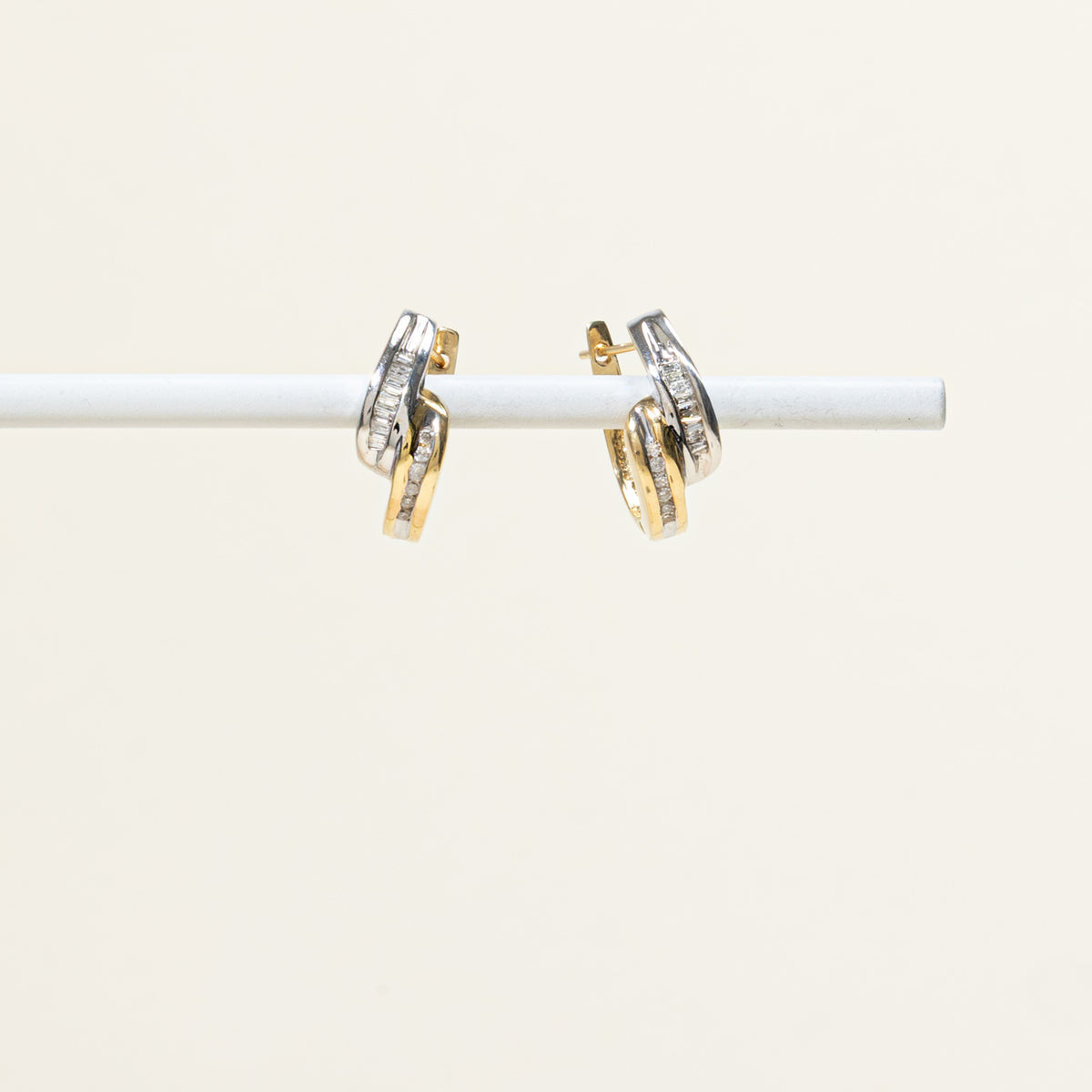 14k Two Tone Mixed Cut Diamond Layered Hoop Earrings | 15.70mm | 0.23ctw
