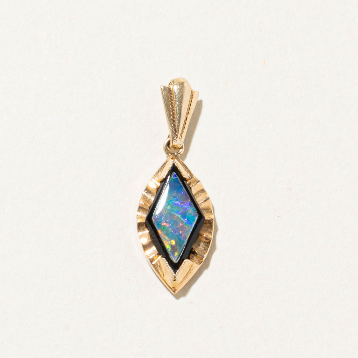 10k Bezel Set Opal Inlay in Onyx Grooved & Enamel Pendant | 2.00ct