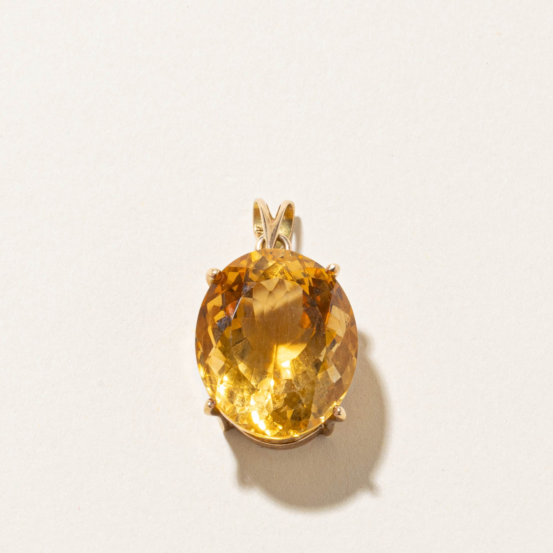 18k Solitaire Citrine Pendant | 24.00ct