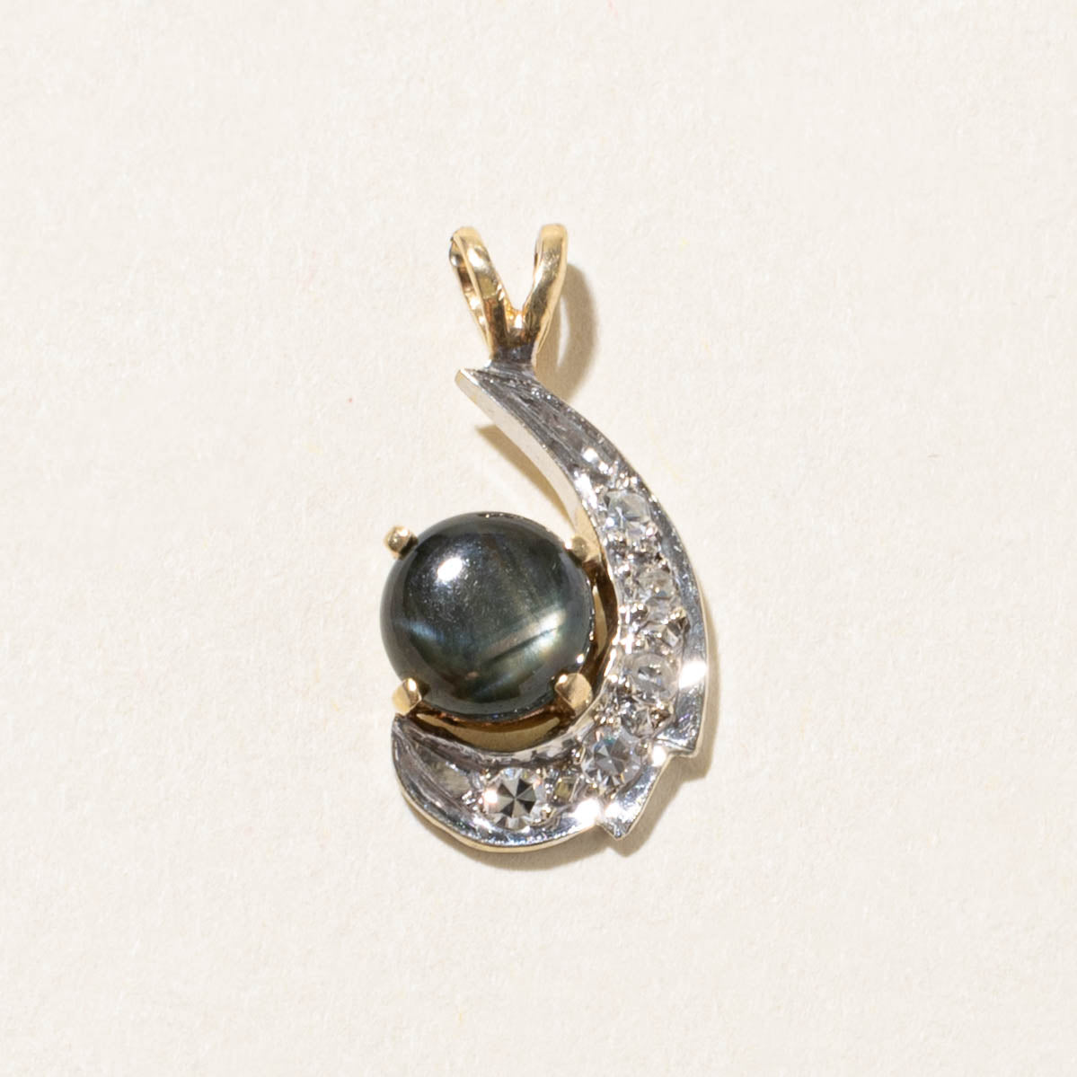 13k Star Sapphire & Diamond Crescent Pendant | 0.86ct, 0.15ctw