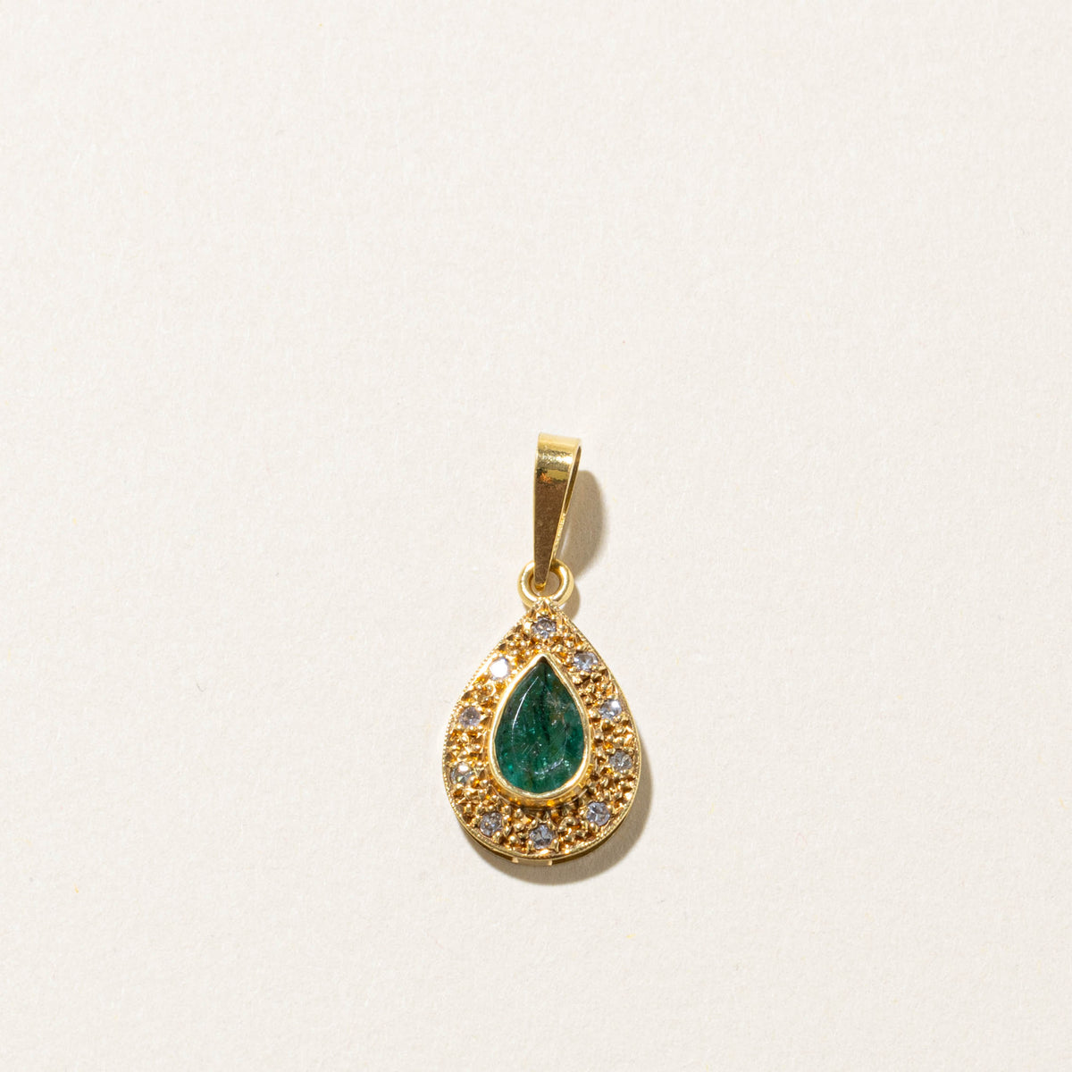 18k Pear Cut Emerald & Diamond Halo Textured Pendant | 0.90ct, 0.12ctw