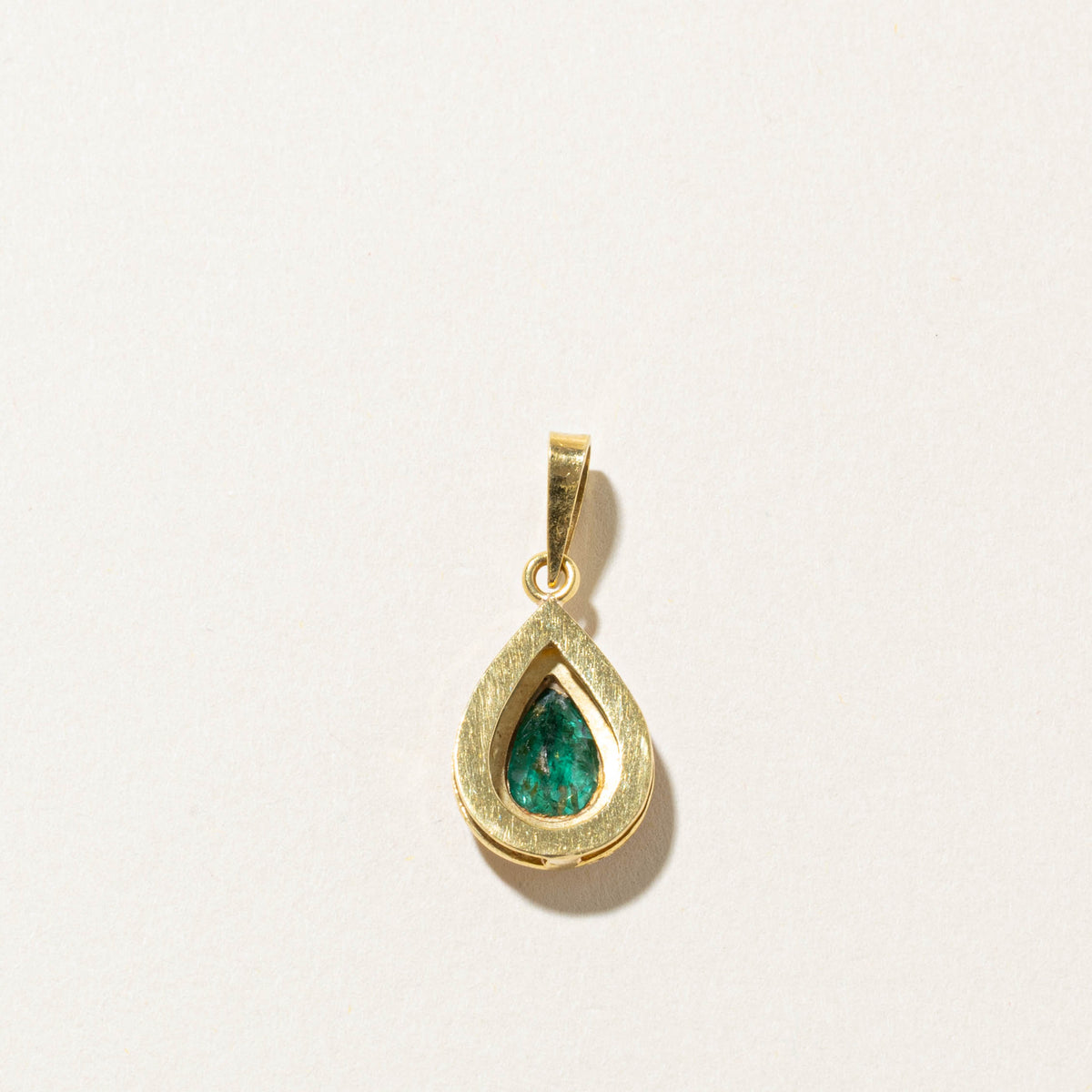 18k Pear Cut Emerald & Diamond Halo Textured Pendant | 0.90ct, 0.12ctw