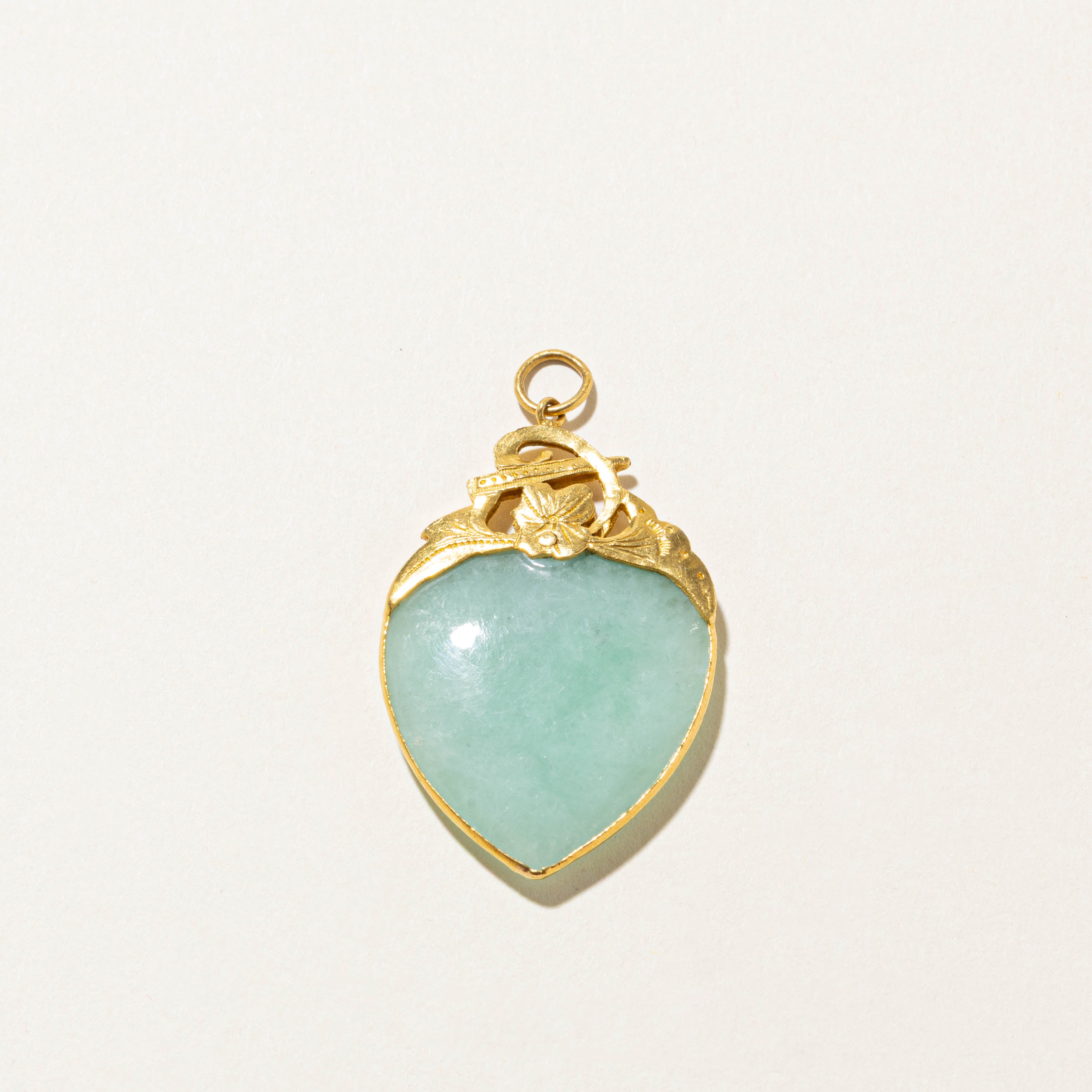 23k Heart Cabochon Jadeite Pendant | 22.00ct