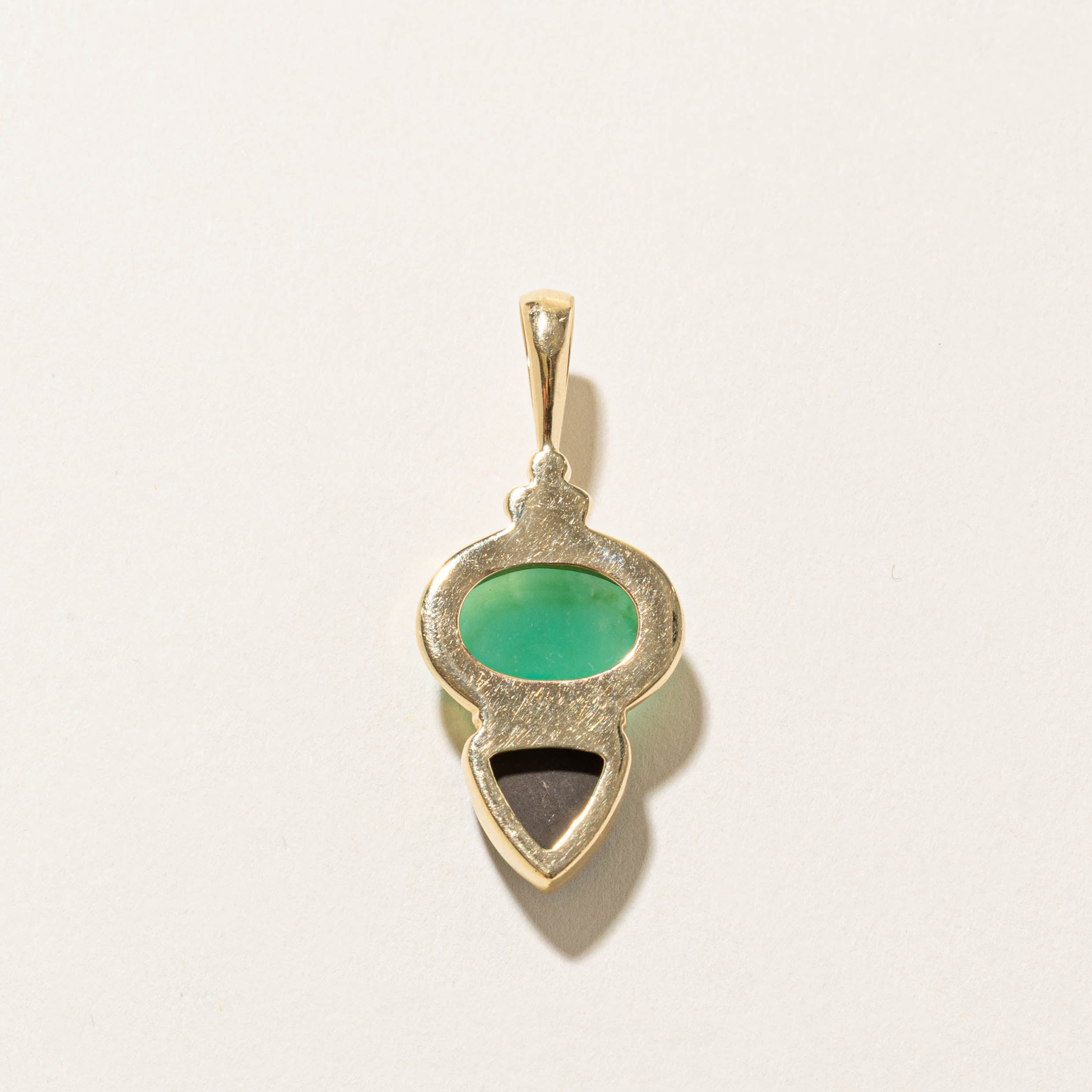 18k Bezel Set Green Onyx & Ammolite Pendant | 5.40ctw
