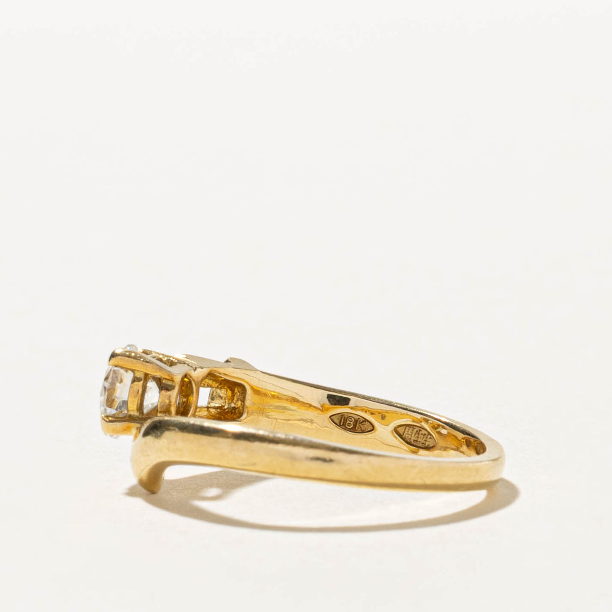 18k Solitaire Diamond Grooved Bypass Ring | 0.40ct VS1 H | SZ 4.75