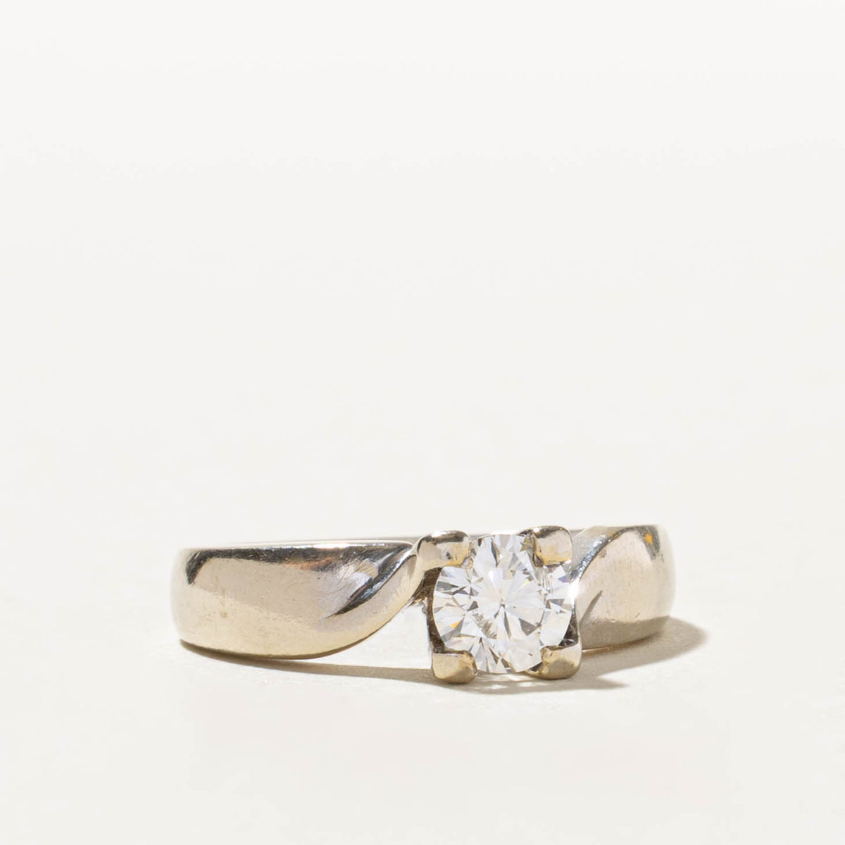 14k Solitaire Diamond Grooved Bypass Ring | 0.52ct SI2/I1 H/I | SZ 5