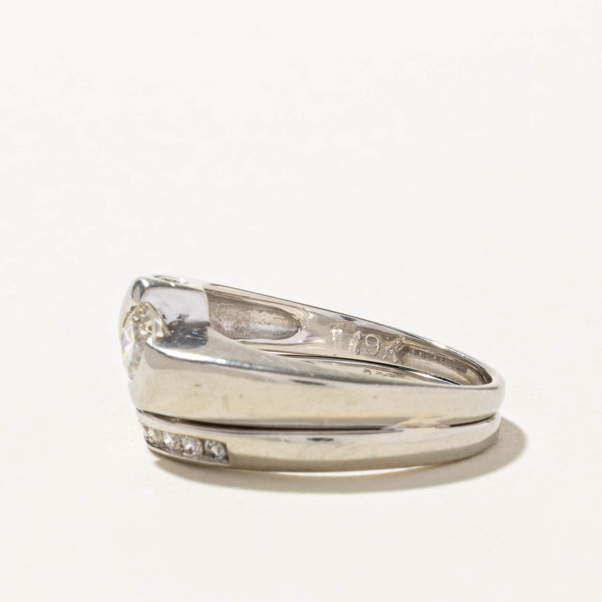 19k Semi Bezel Diamond Bypass Ring | 0.50ct SI1 H/I, 0.32ctw | SZ 6.75