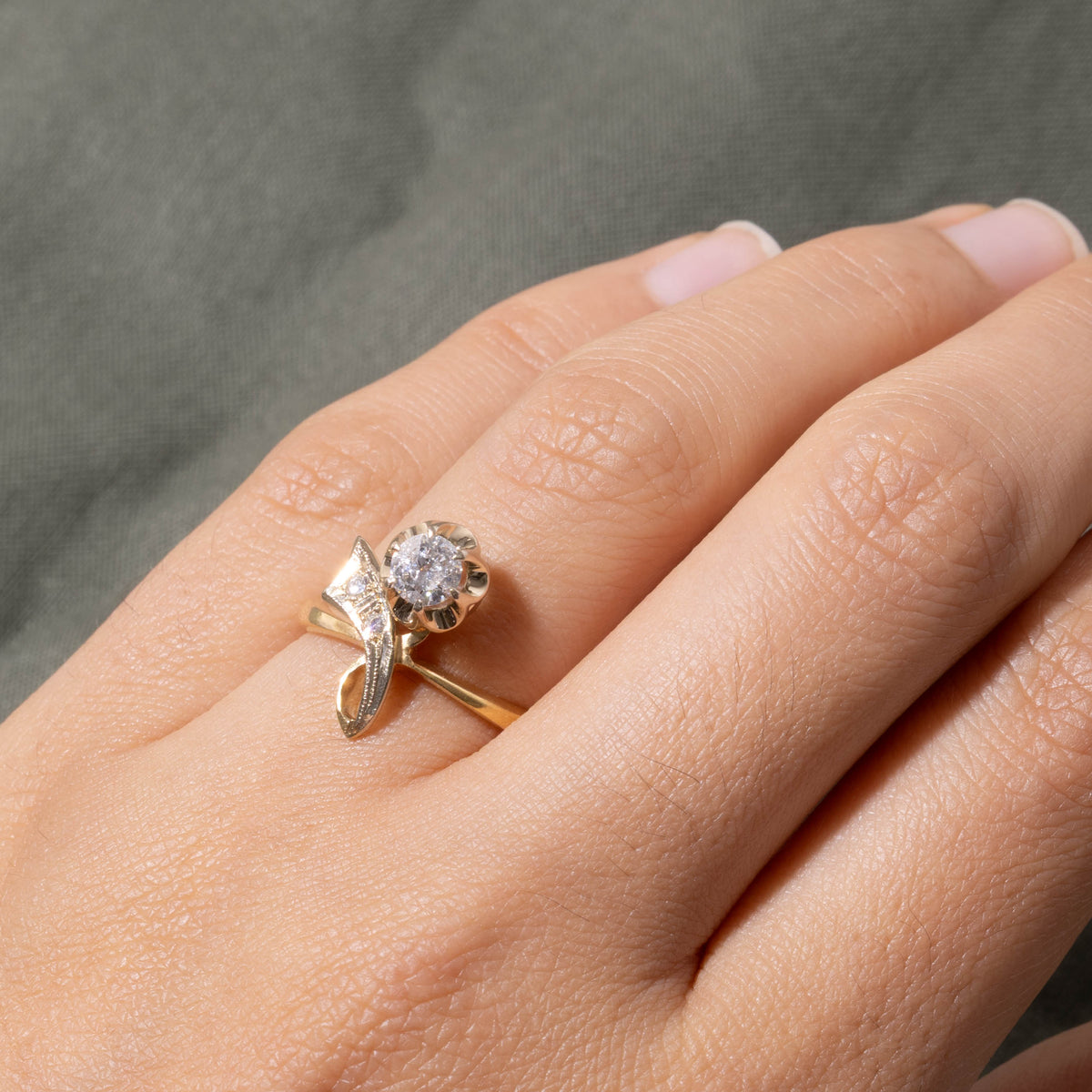 14k Belcher Set Diamond Floral Ring | 0.41ct I1 I, 0.05ctw | SZ 7