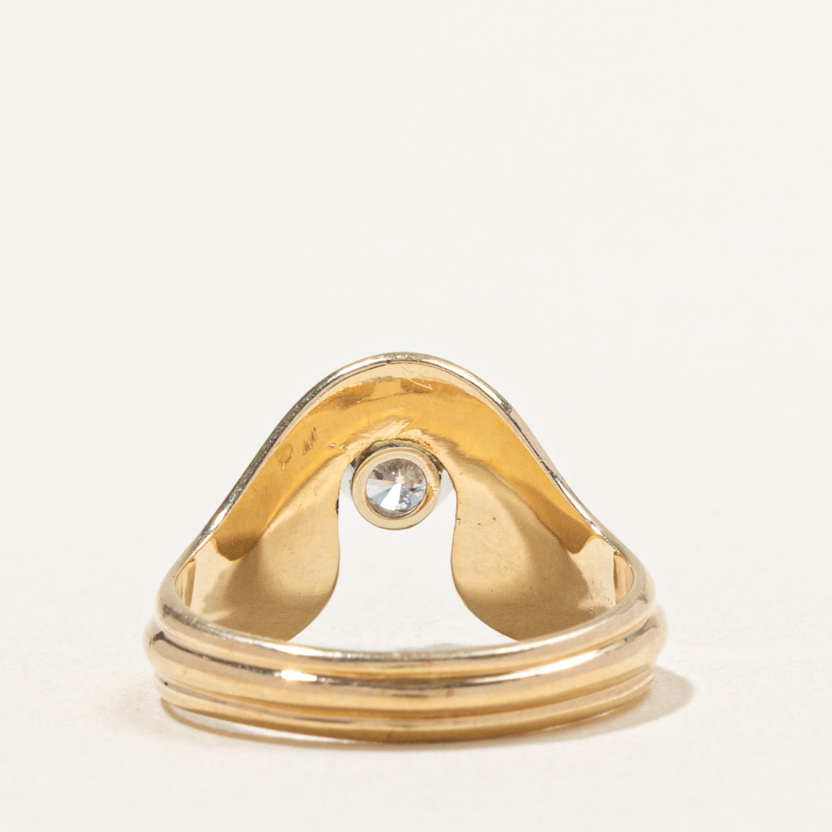 14k Solitaire Diamond Grooved Wave Ring | 0.16ct | SZ 3.75