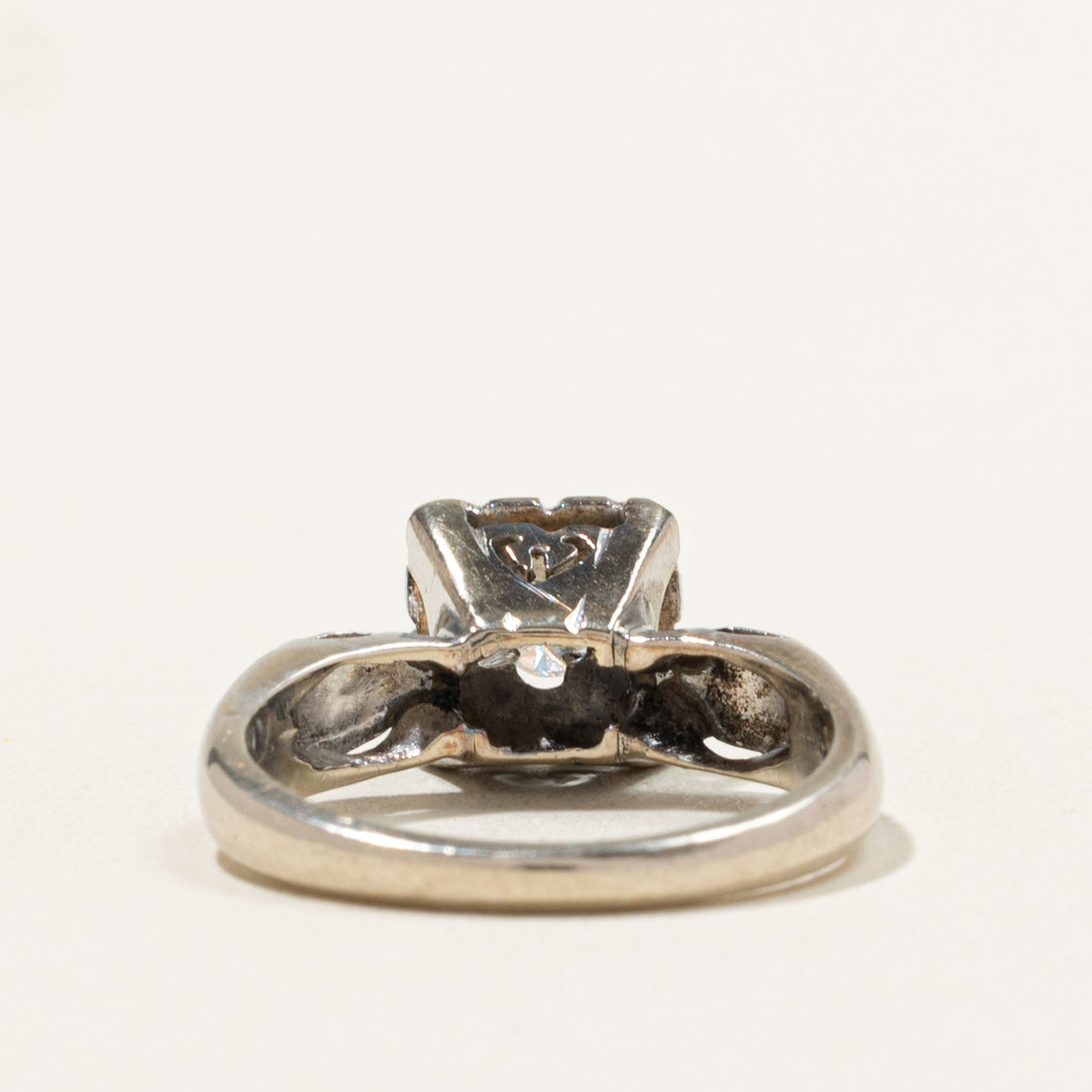 10k Solitaire Diamond Engraved Floral Ring | 0.08ct | SZ 5