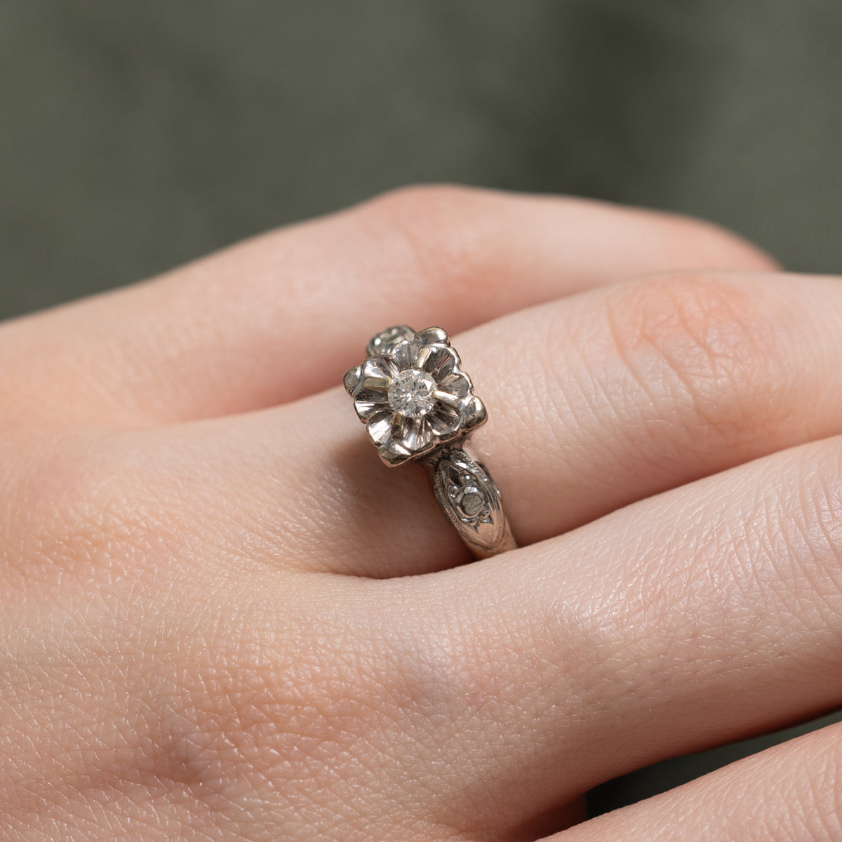 10k Solitaire Diamond Engraved Floral Ring | 0.08ct | SZ 5