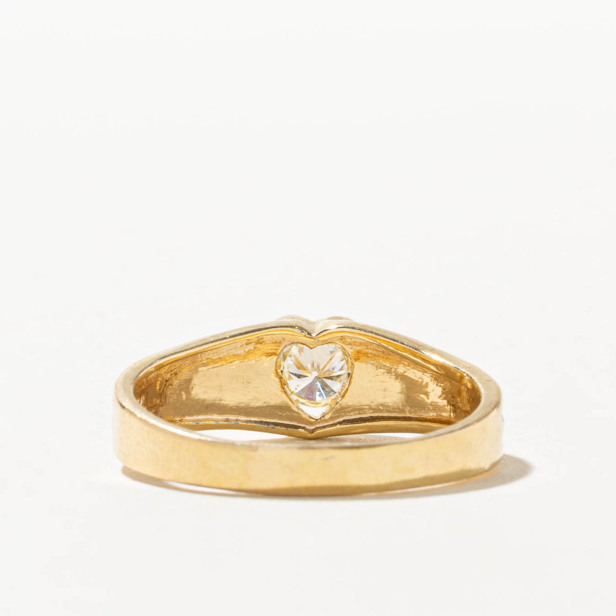 18k Two Tone Solitaire Diamond Grooved Heart Ring | 0.32ct VS2 F/G | SZ 8.25