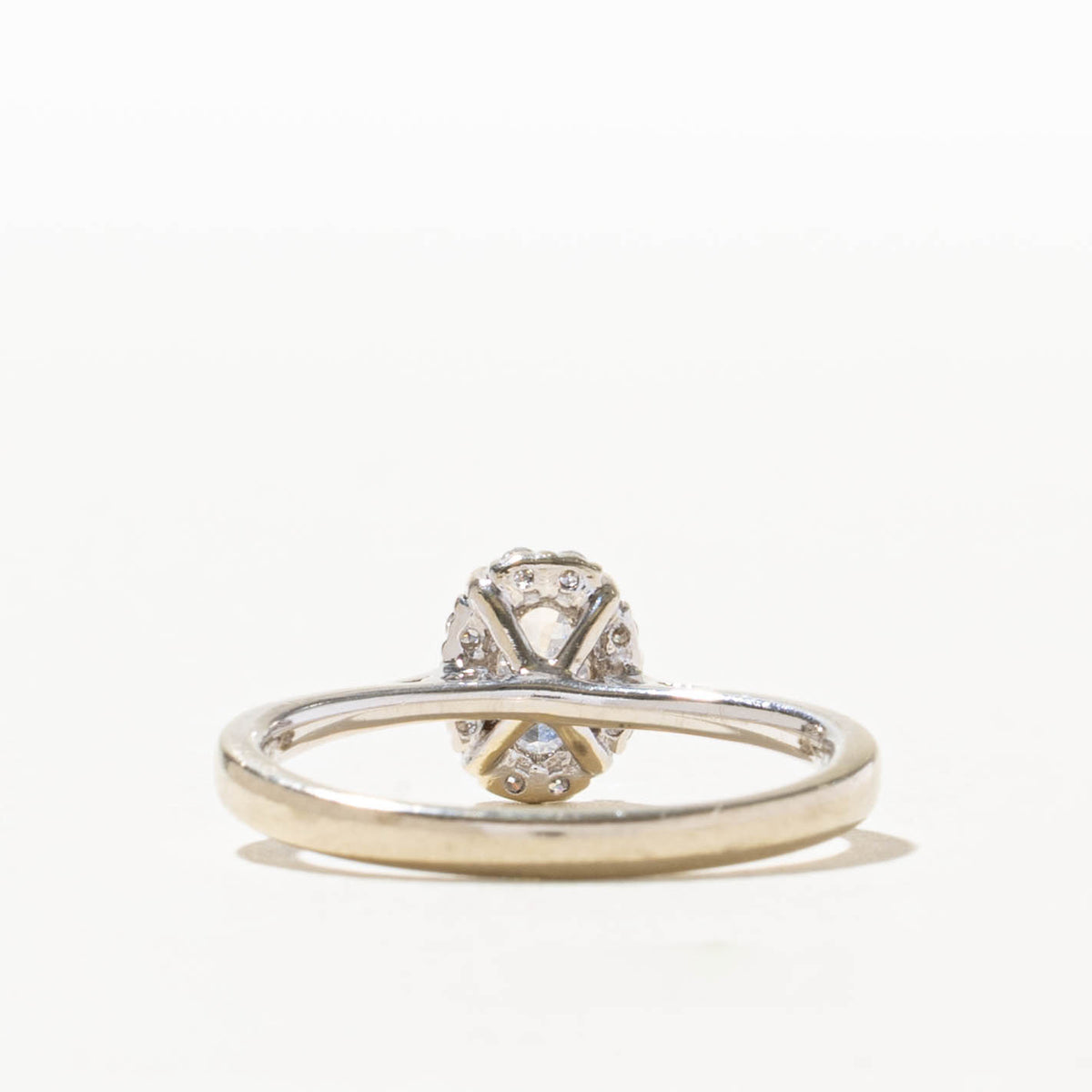 14k Oval Cut Diamond Halo Ring | 0.55ct I1 F, 0.1ctw | SZ 7
