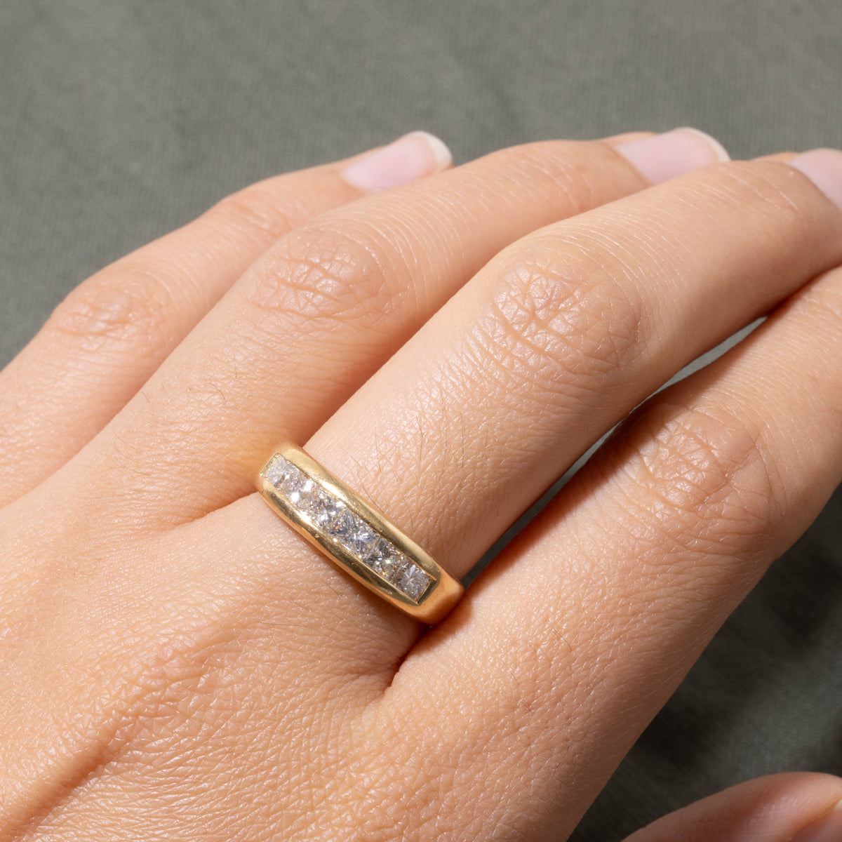18k Semi Eternity Princess Cut Diamond Band | 0.90ctw | 5.93mm | SZ 7.75