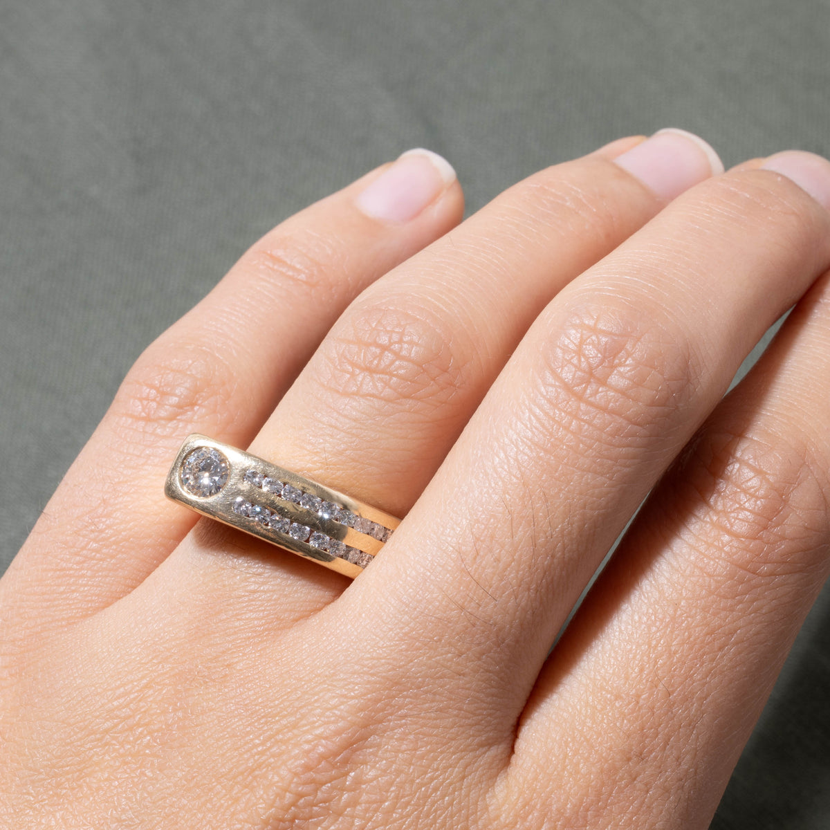 14k Flush Side Set Diamond Channel Accented Ring | 0.45ct VS1/VS2 I/J, 0.36ctw | SZ 7.25