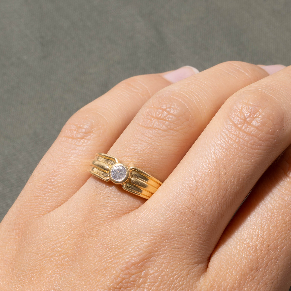18k Solitaire Bezel Set Diamond Grooved Ring | 0.22ct | SZ 6.5