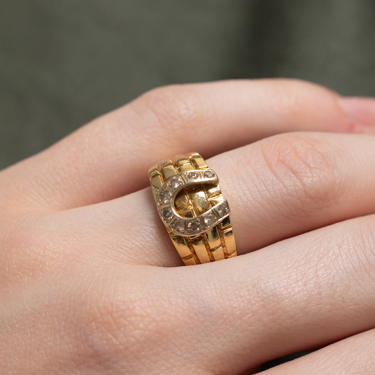 18k Diamond Grooved Horseshoe Ring | SZ 7