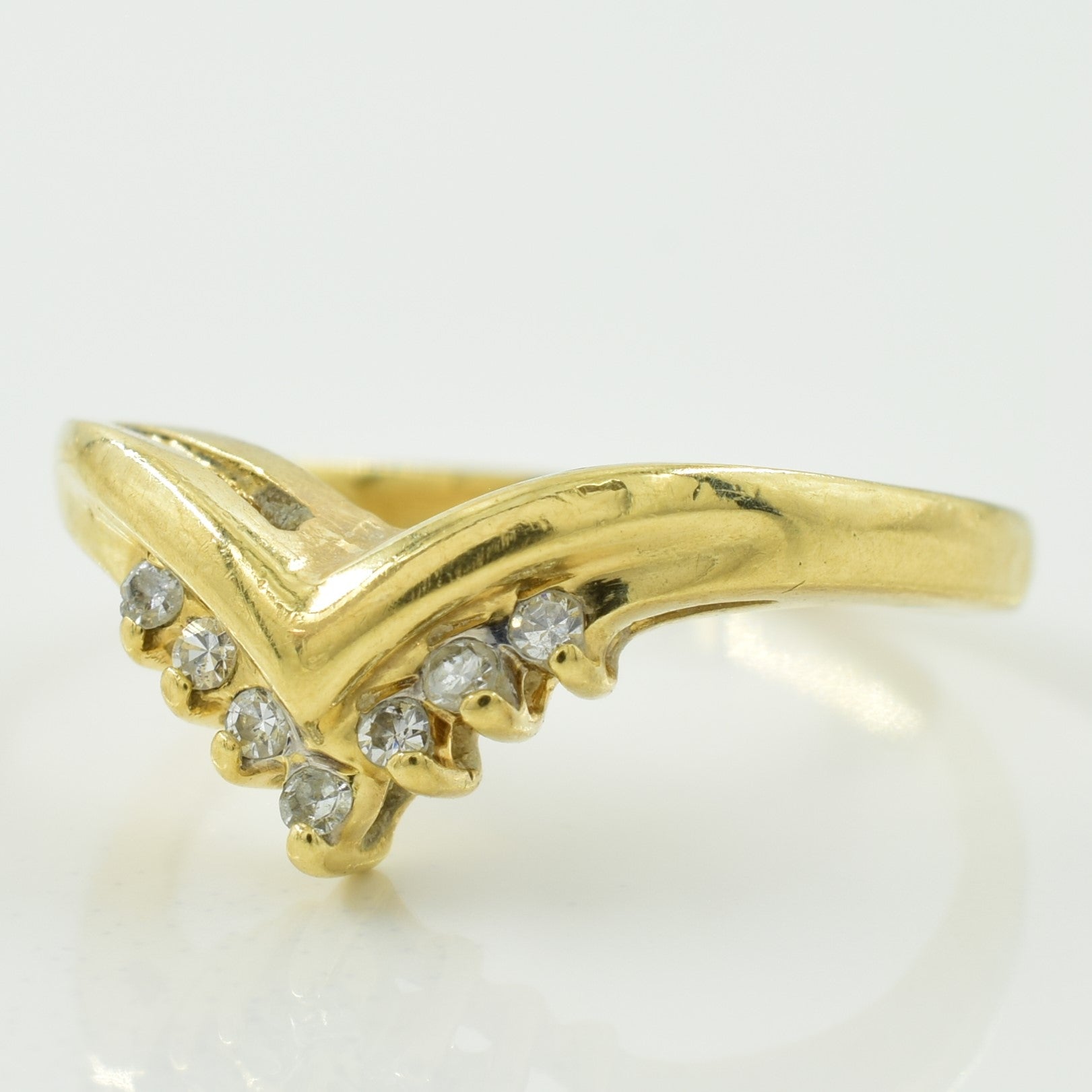 Bague chevron en diamants | 0,06 ct | Taille 4,75 | 